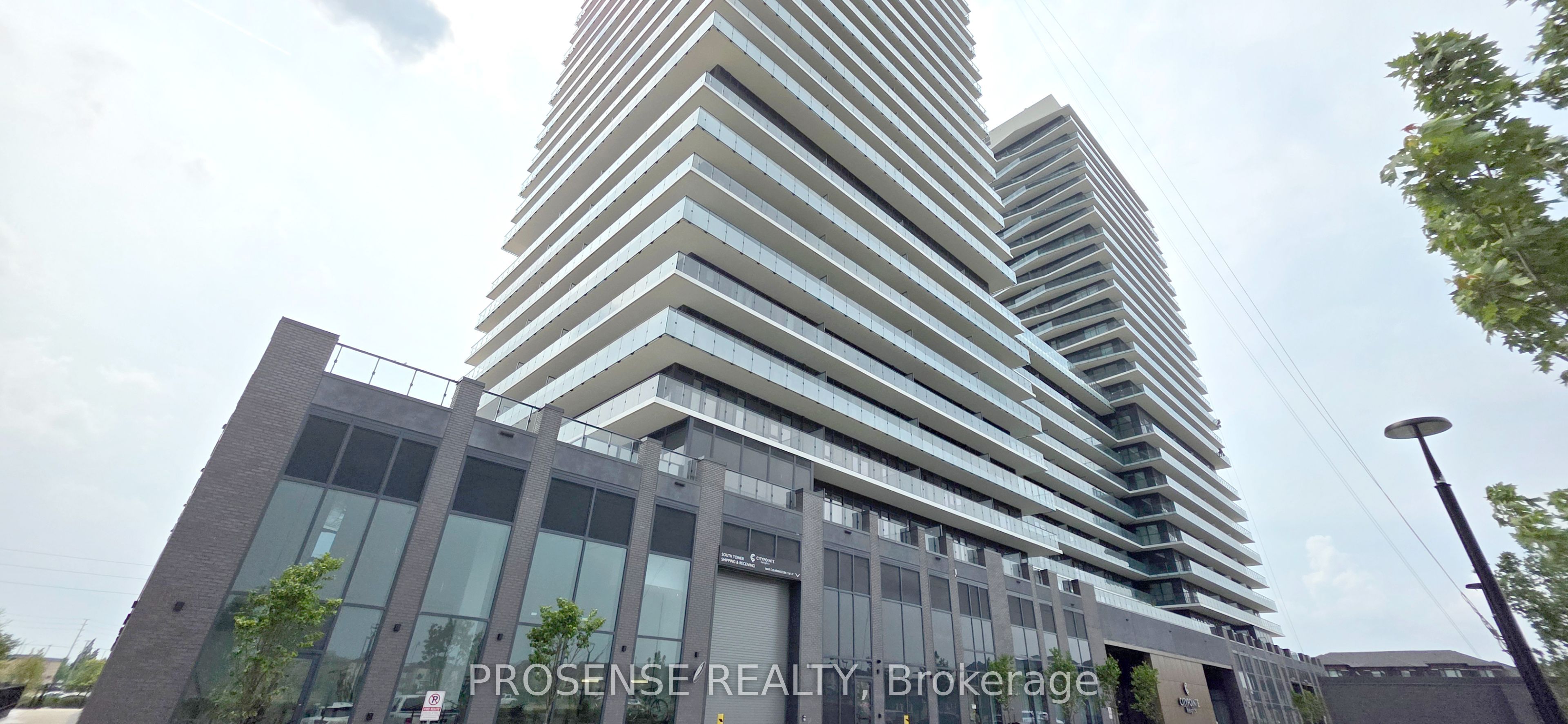 15 Skyridge Dr Drive 703, Brampton, ON L6P 4S3 photo 3