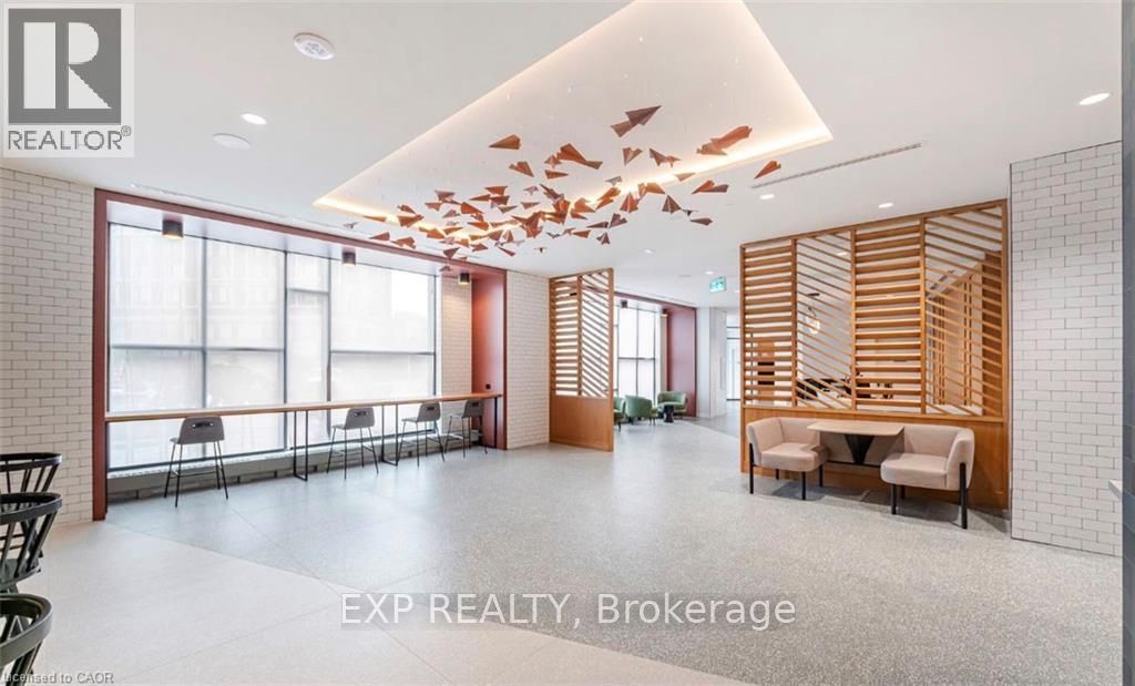 2495 W EGLINTON Avenue W Avenue 716, Mississauga, ON L5M 2T2 photo 4