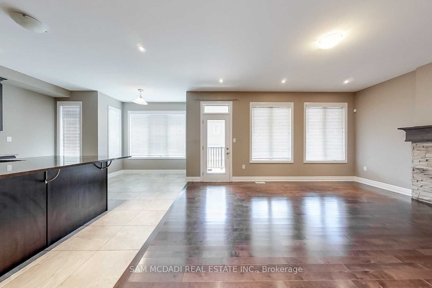 190 Culp Trail Upper, Oakville, ON L6M 0W2 photo 4