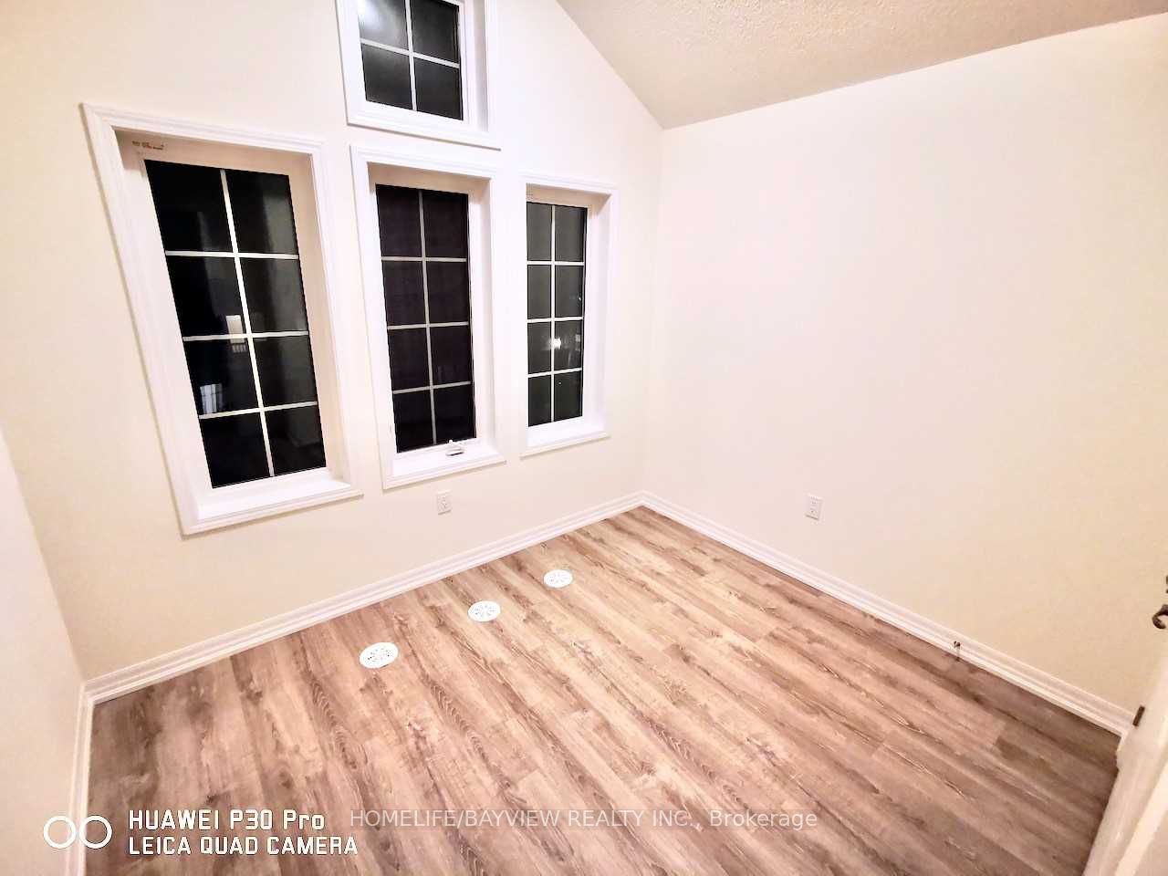 132 Christopher Road, Oakville, ON L6H 0Y2 photo 4