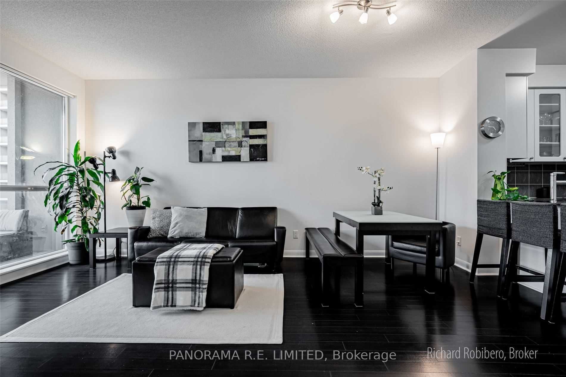 235 Sherway Gardens Road 2411, Toronto, ON M9C 0A2 photo 3