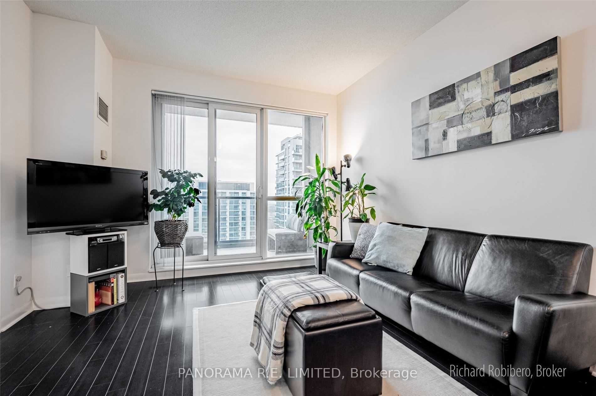 235 Sherway Gardens Road 2411, Toronto, ON M9C 0A2 photo 4