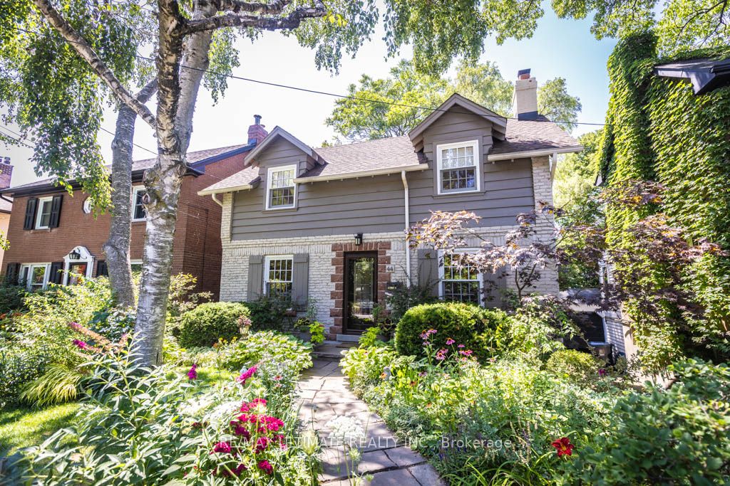 44 Indian Road Crescent, Toronto, ON M6P 2G1