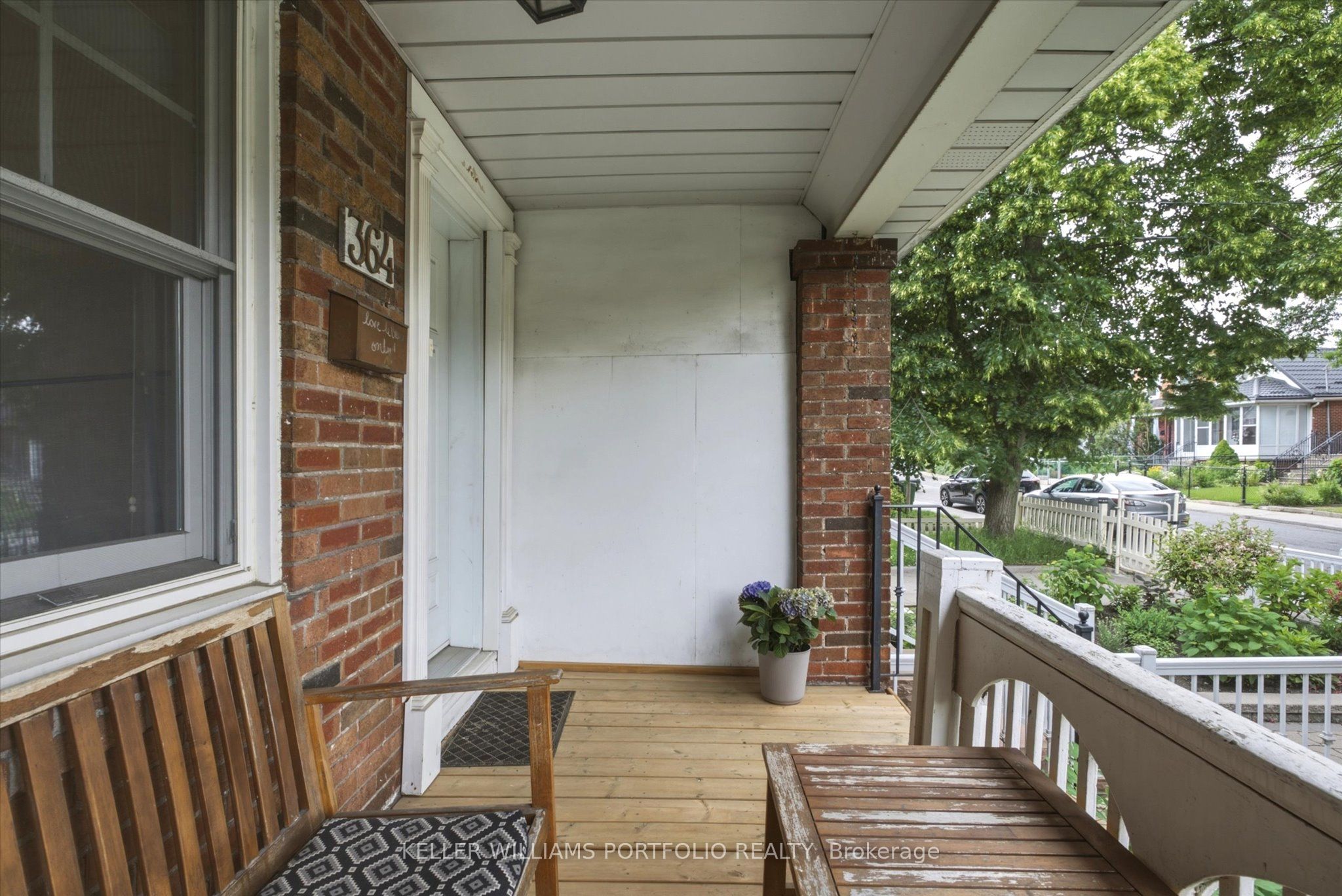 364 Westmoreland Avenue N, Toronto, ON M6H 3A7 photo 5