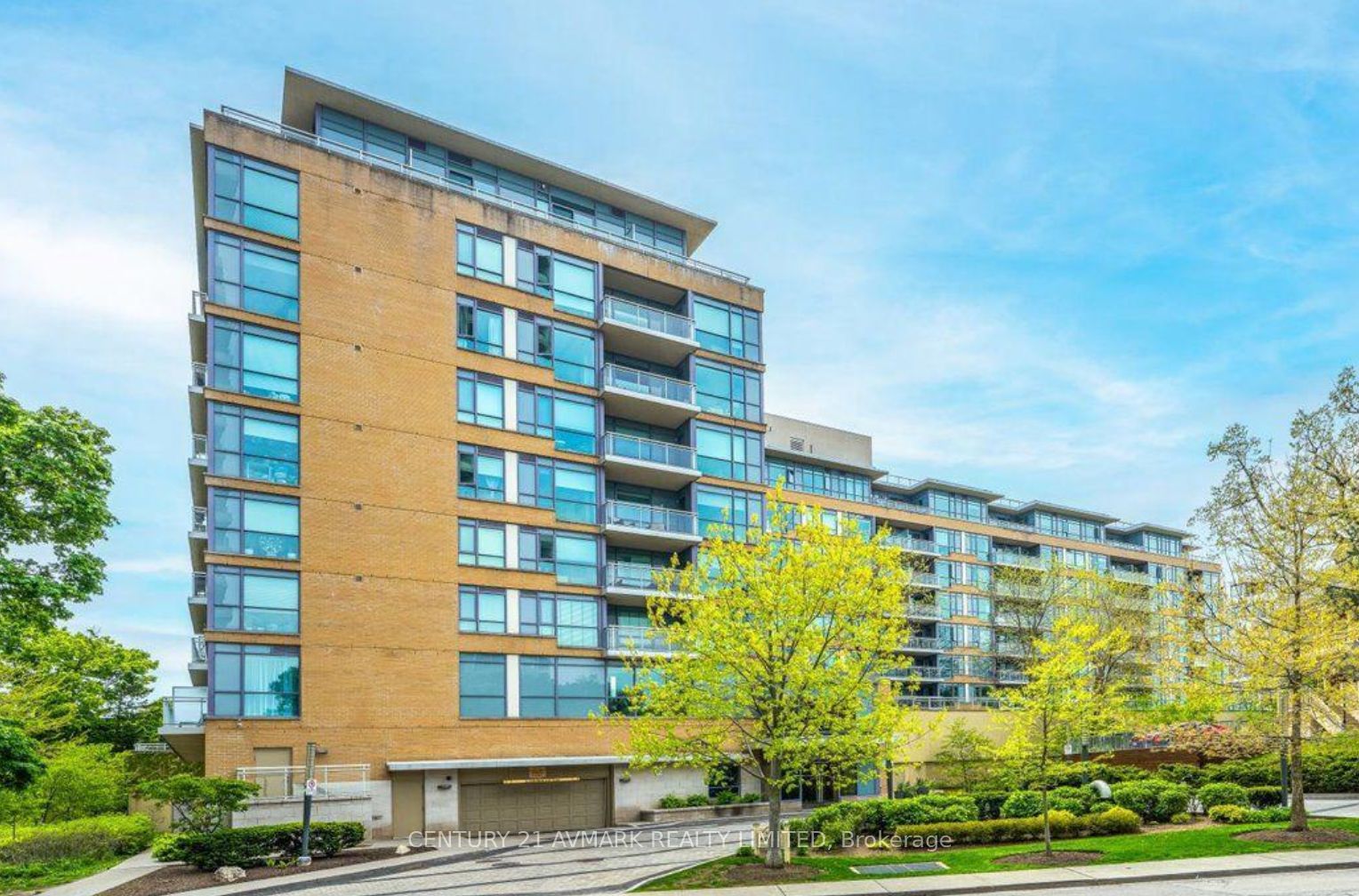 20 Gothic Avenue 724, Toronto, ON M6P 1T5