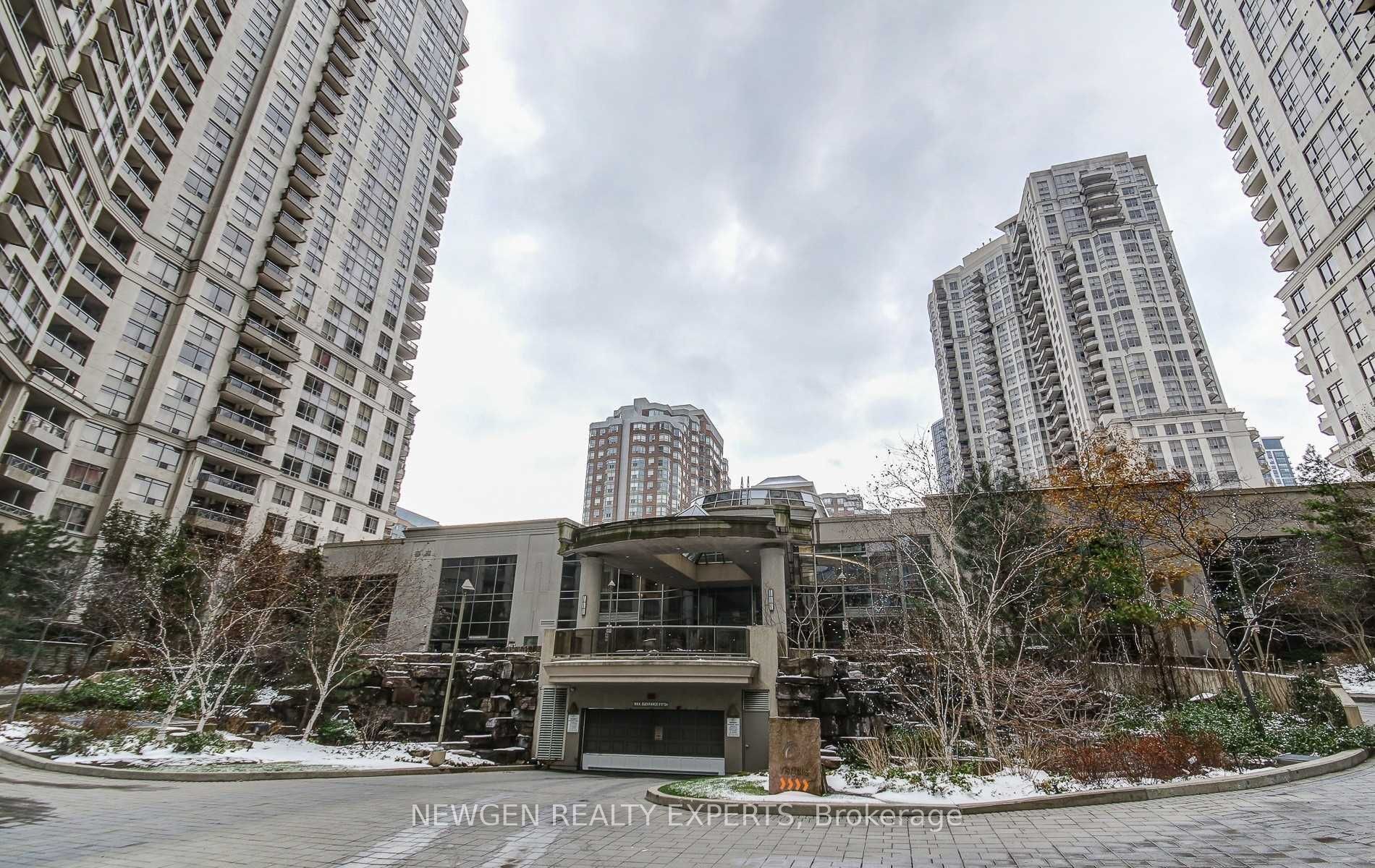 3880 Duke Of York Boulevard 309, Mississauga, ON L5B 4M7