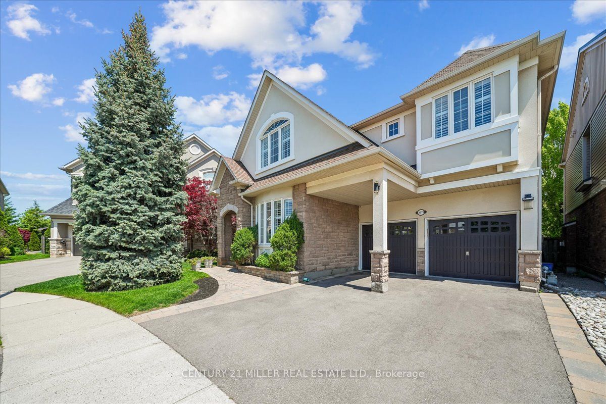 2371 Calloway Drive, Oakville, ON L6M 0C1 photo 2