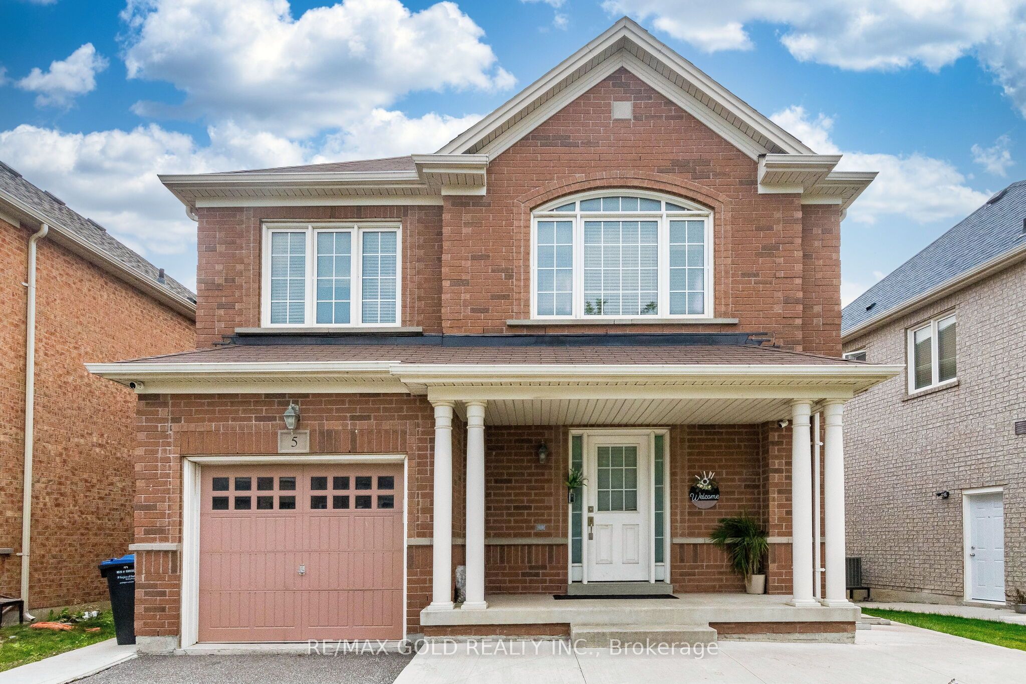 5 Denali Crescent, Brampton, ON L6P 3P6