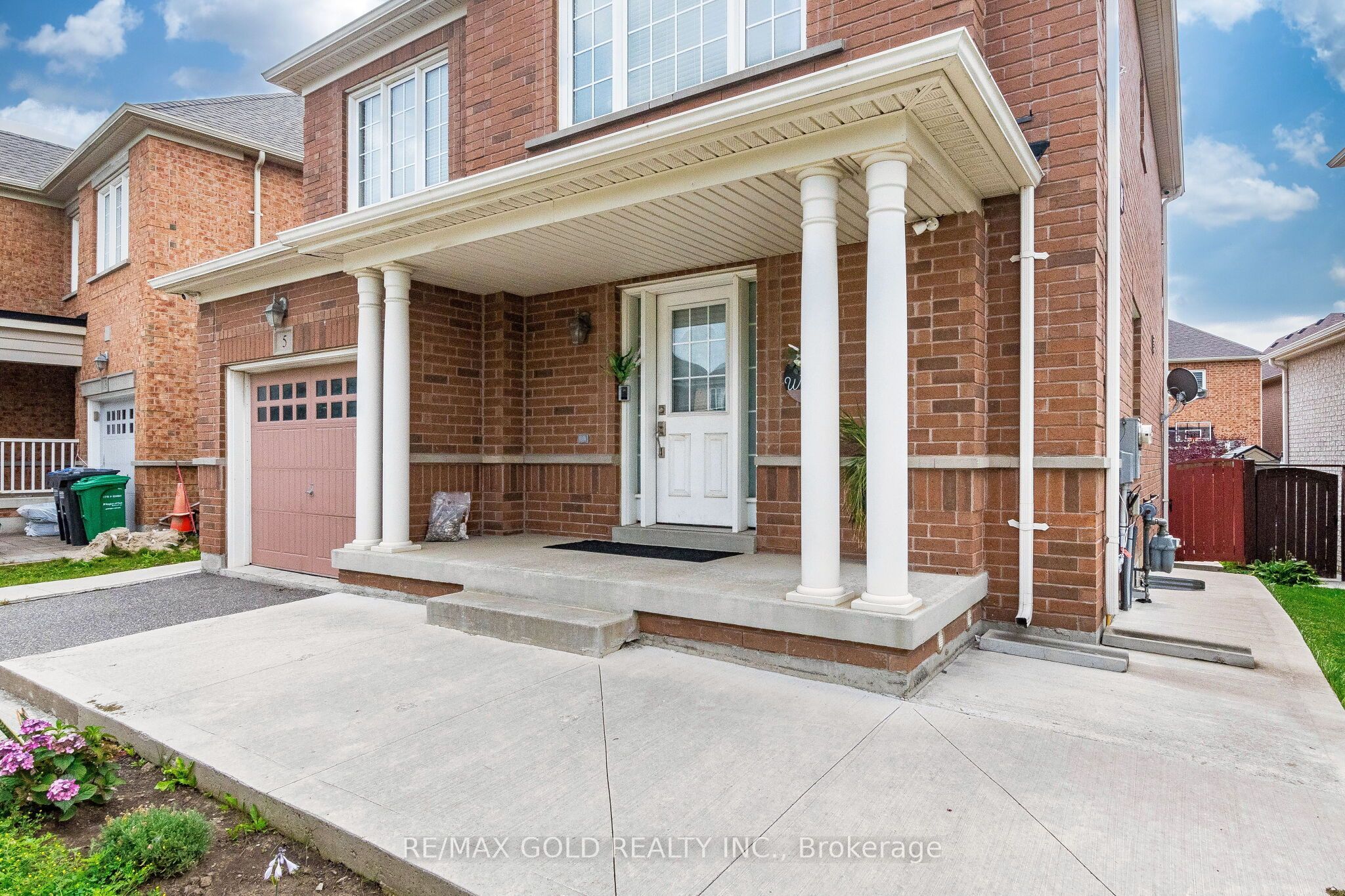 5 Denali Crescent, Brampton, ON L6P 3P6 photo 4