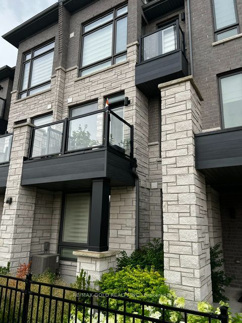 9430 The Gore Road 18, Brampton, ON L6P 4P9