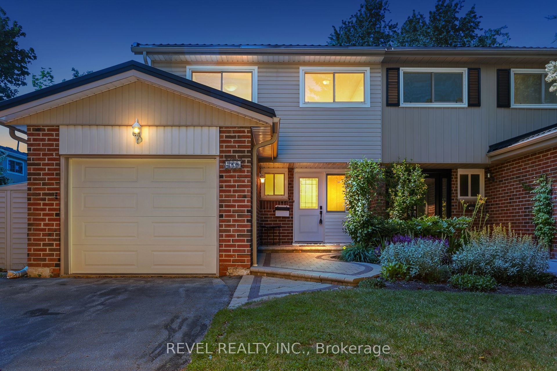 2996 Salerno Crescent, Mississauga, ON L5N 1T6