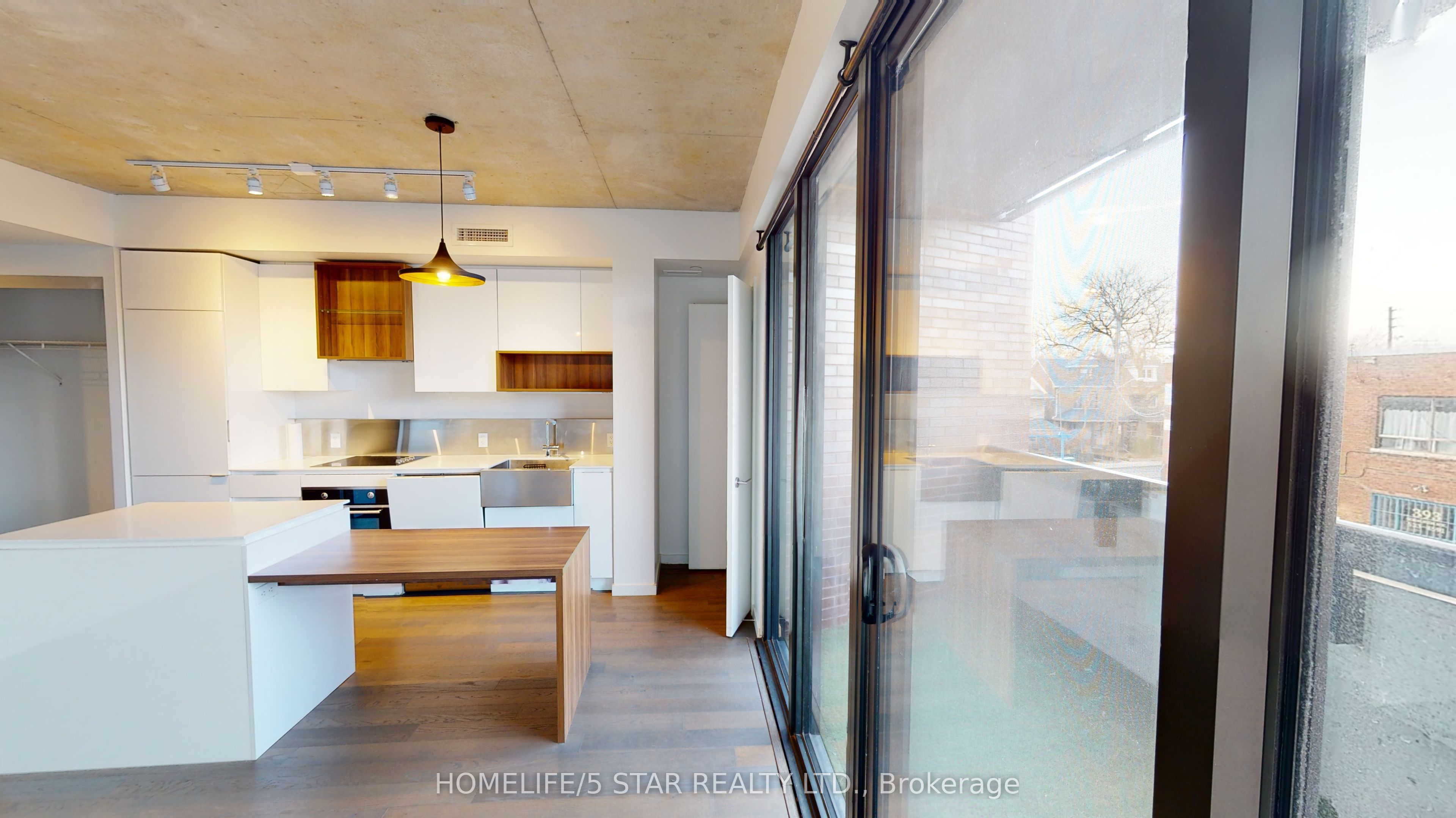 383 SORAUREN Avenue 310, Toronto, ON M6R 0A4 photo 4