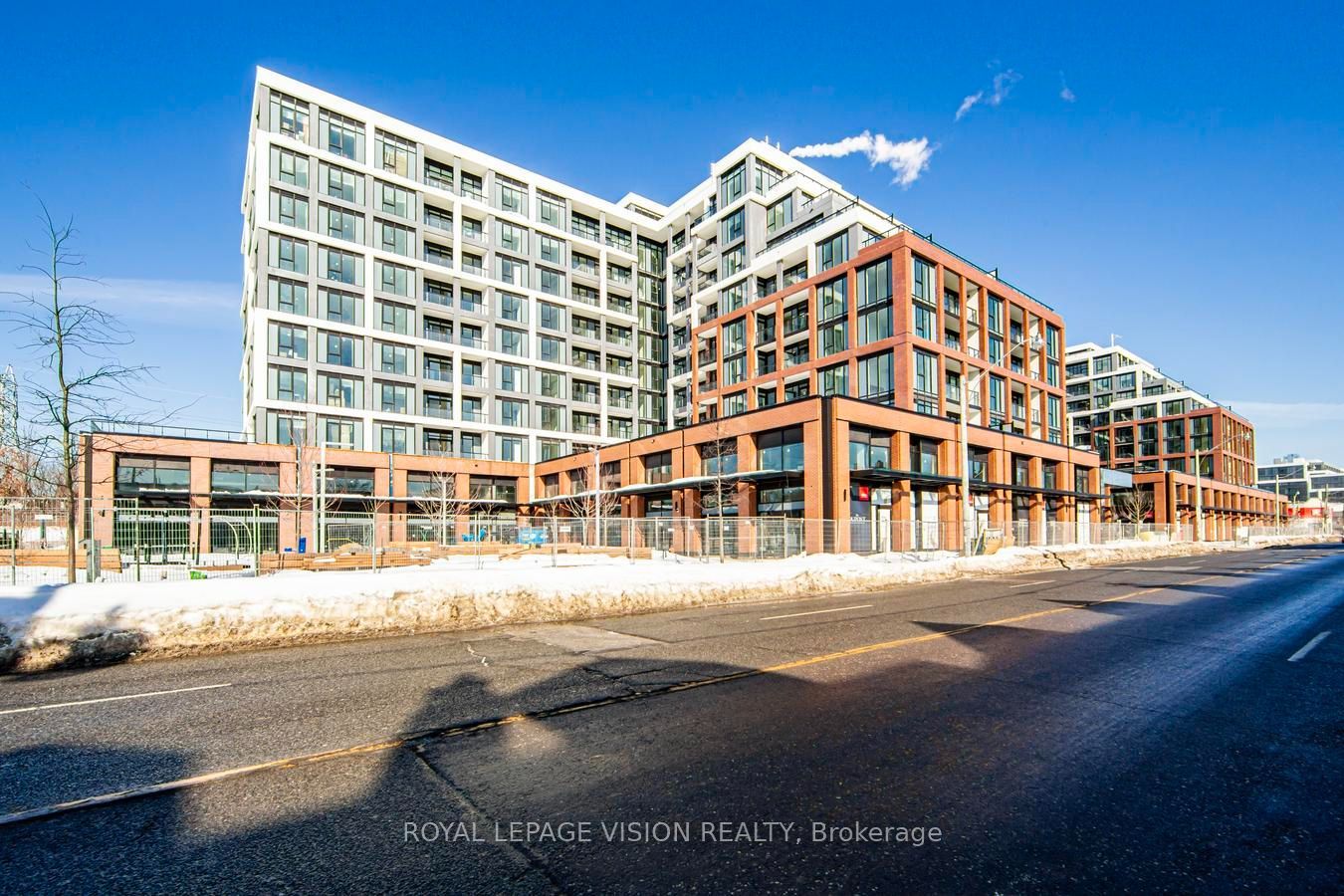 858 Dupont Street 401, Toronto, ON M6G 0C1 photo 3