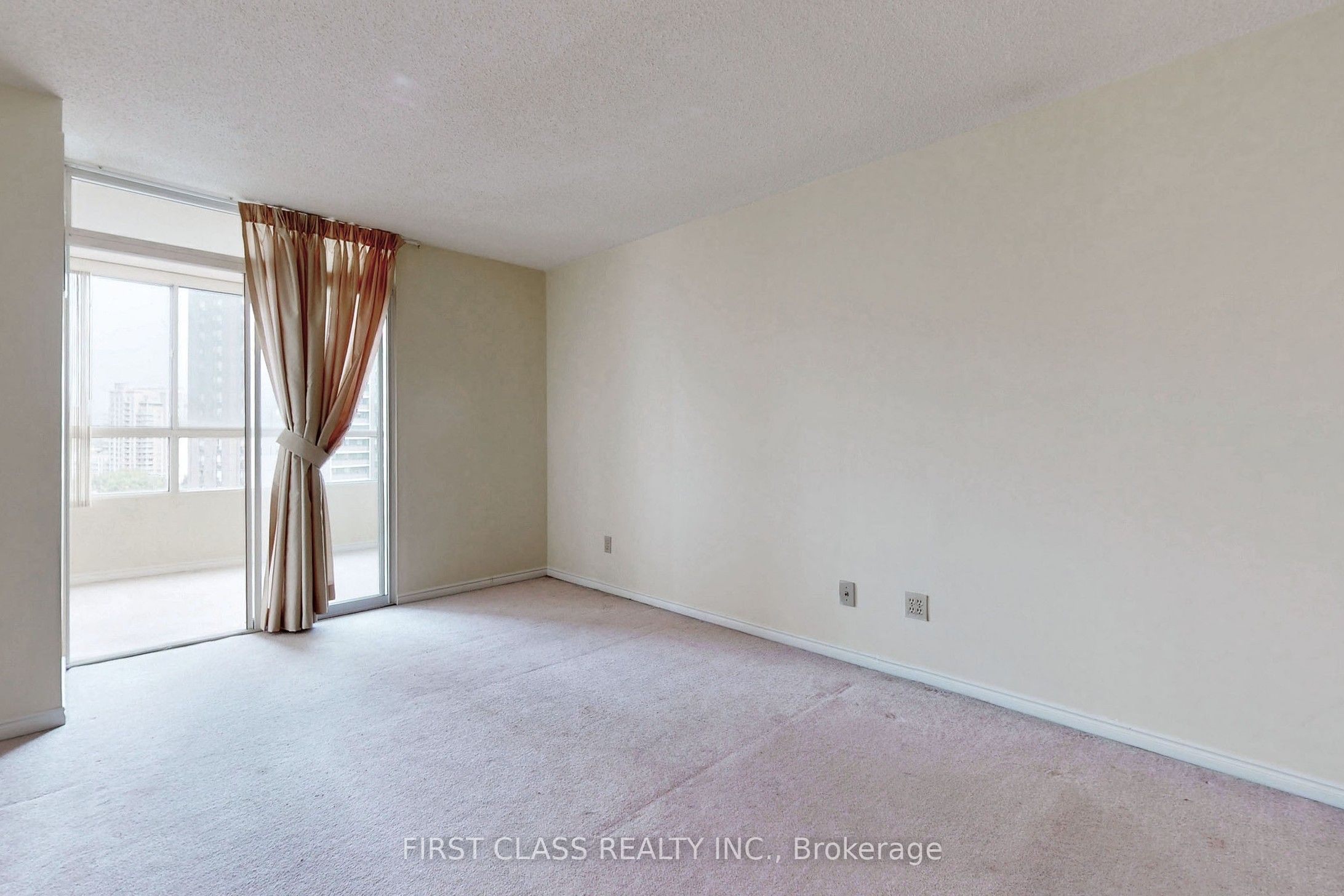 1485 E Lakeshore Road E 1117, Mississauga, ON L5E 3G2 photo 3
