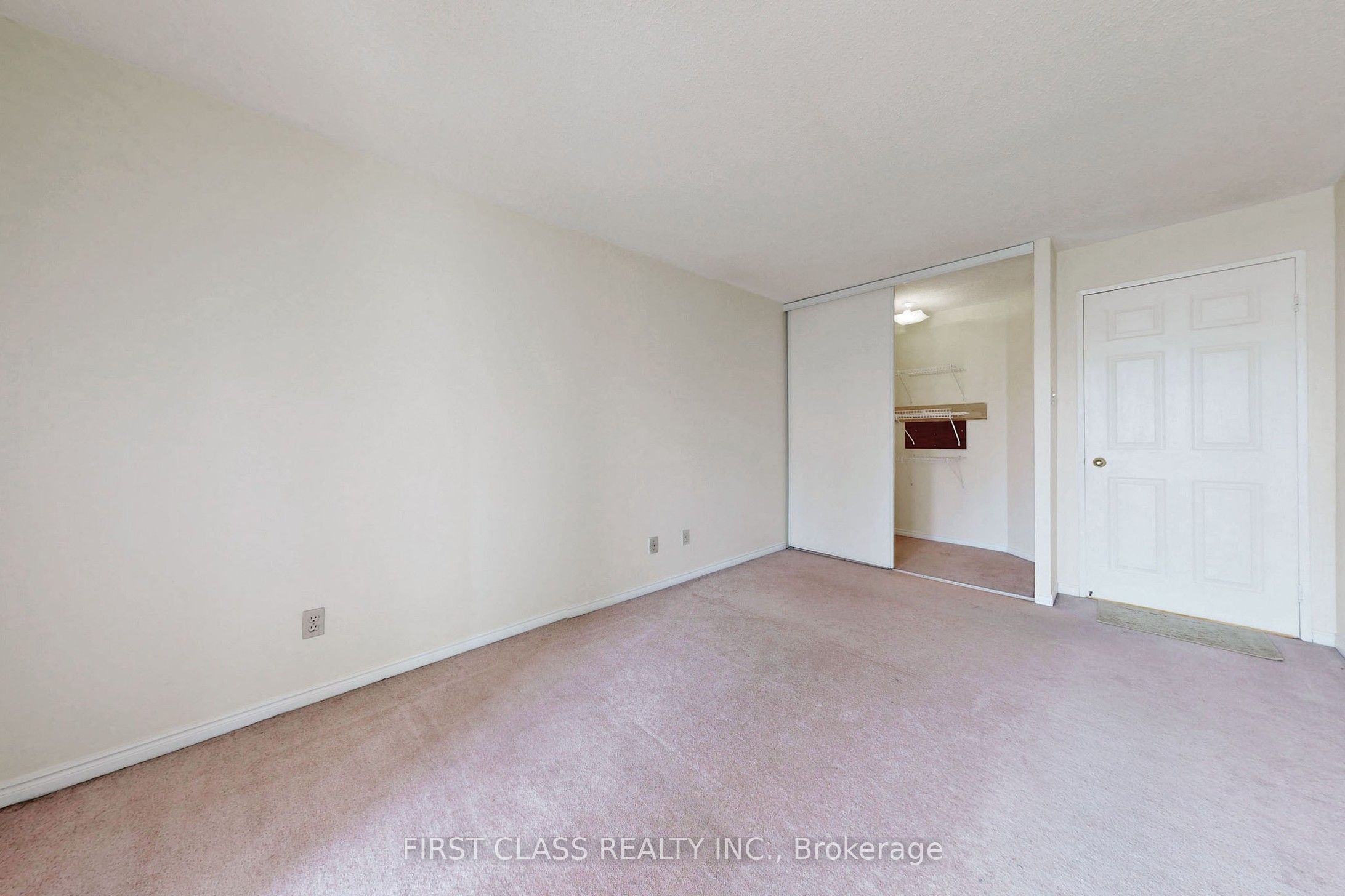 1485 E Lakeshore Road E 1117, Mississauga, ON L5E 3G2 photo 5