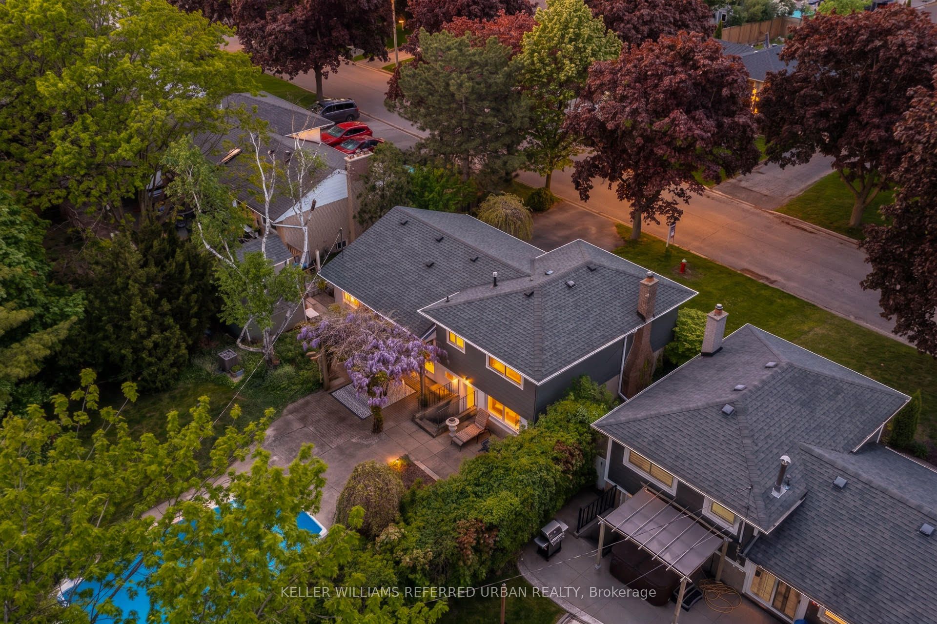 5171 Mulberry Drive, Burlington, ON L7L 3P5 photo 3