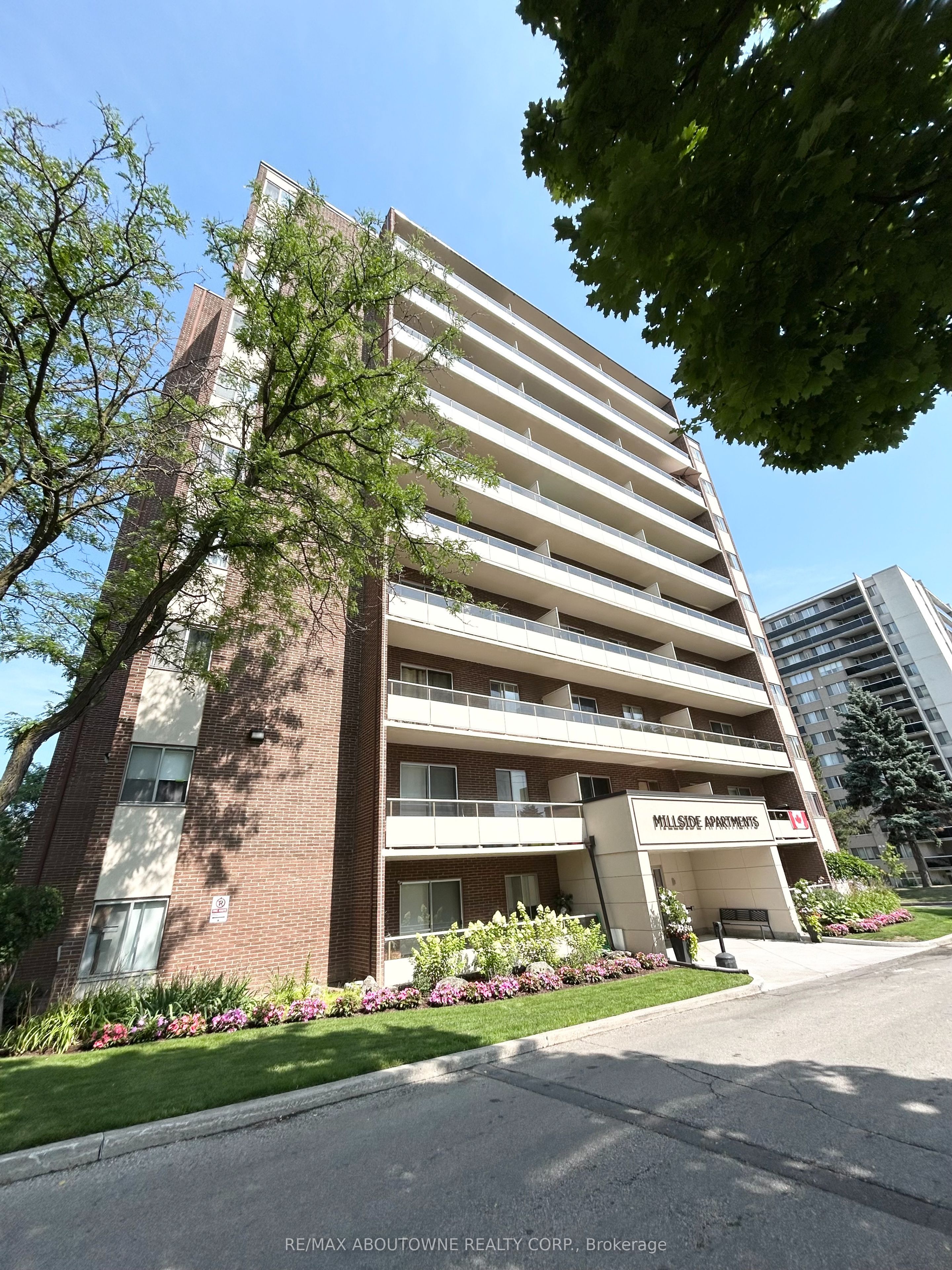 101 Millside Drive 607, Milton, ON L9T 3C2 photo 2