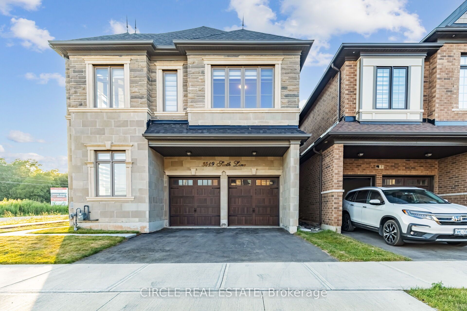3419 Sixth Line, Oakville, ON L6H 0Y7 photo 2