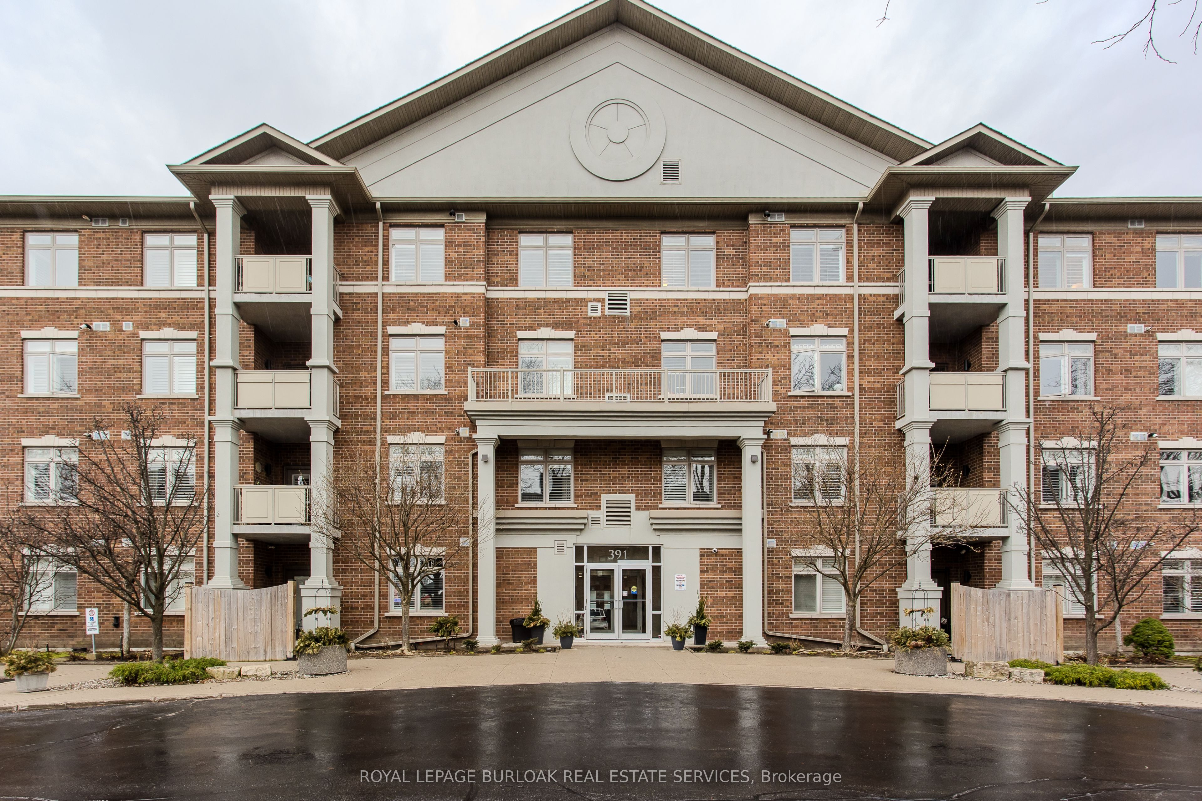 391 Plains Road E 412, Burlington, ON L7T 4M2