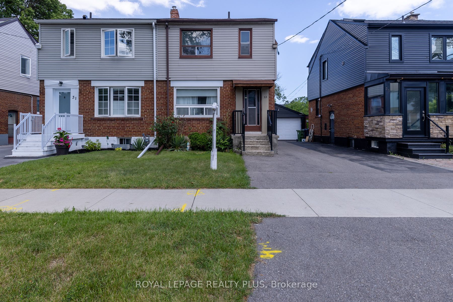 33 Dayton Avenue, Toronto, ON M8Z 3L8 photo 4