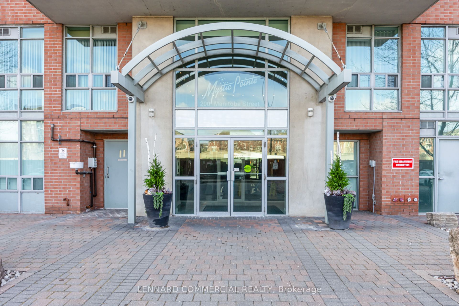 200 Manitoba Street 417, Toronto, ON M8Y 3Y9 photo 4