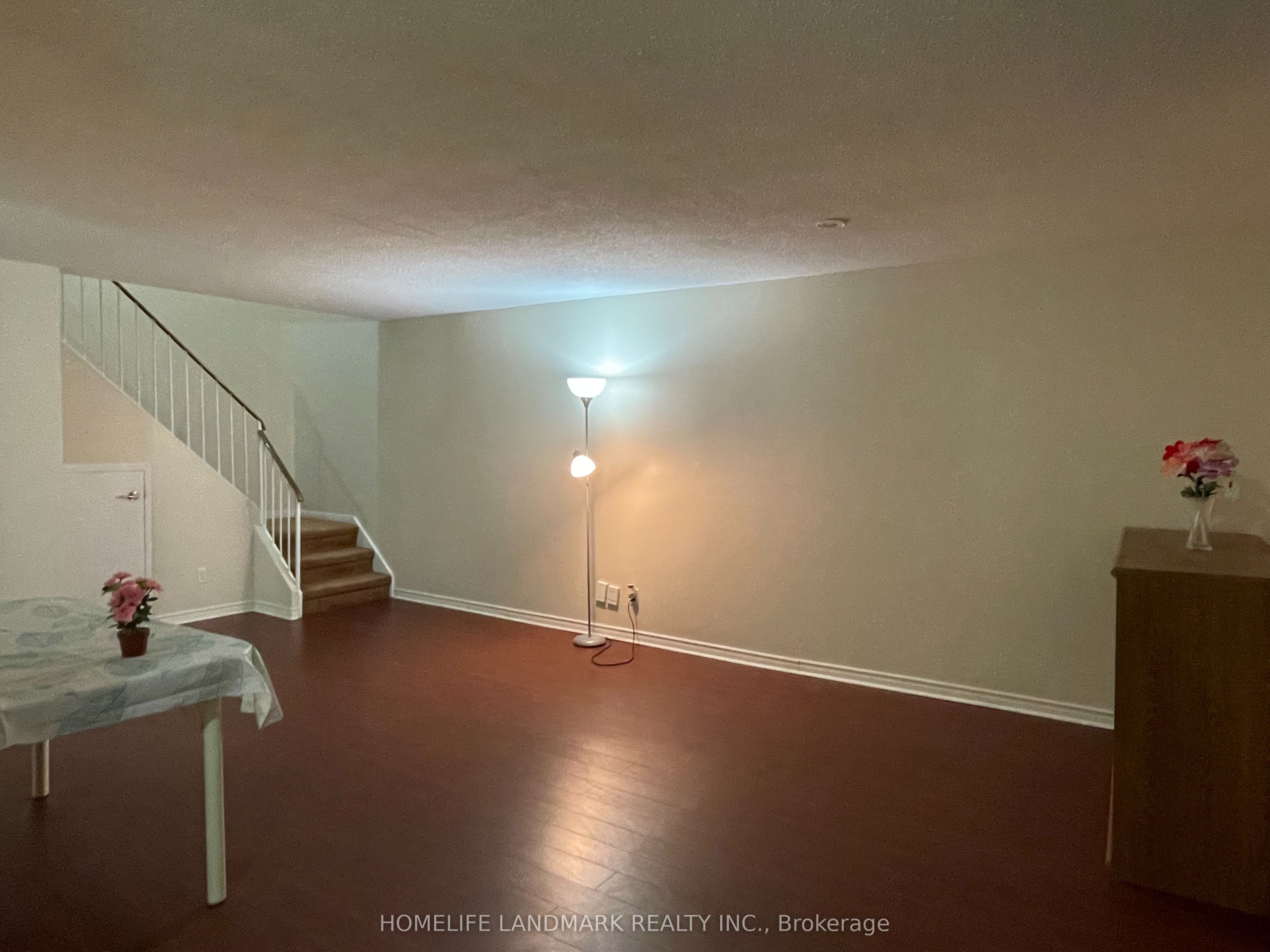 3025 the credit woodlands N/A 307, Mississauga, ON L5C 2V3 photo 5