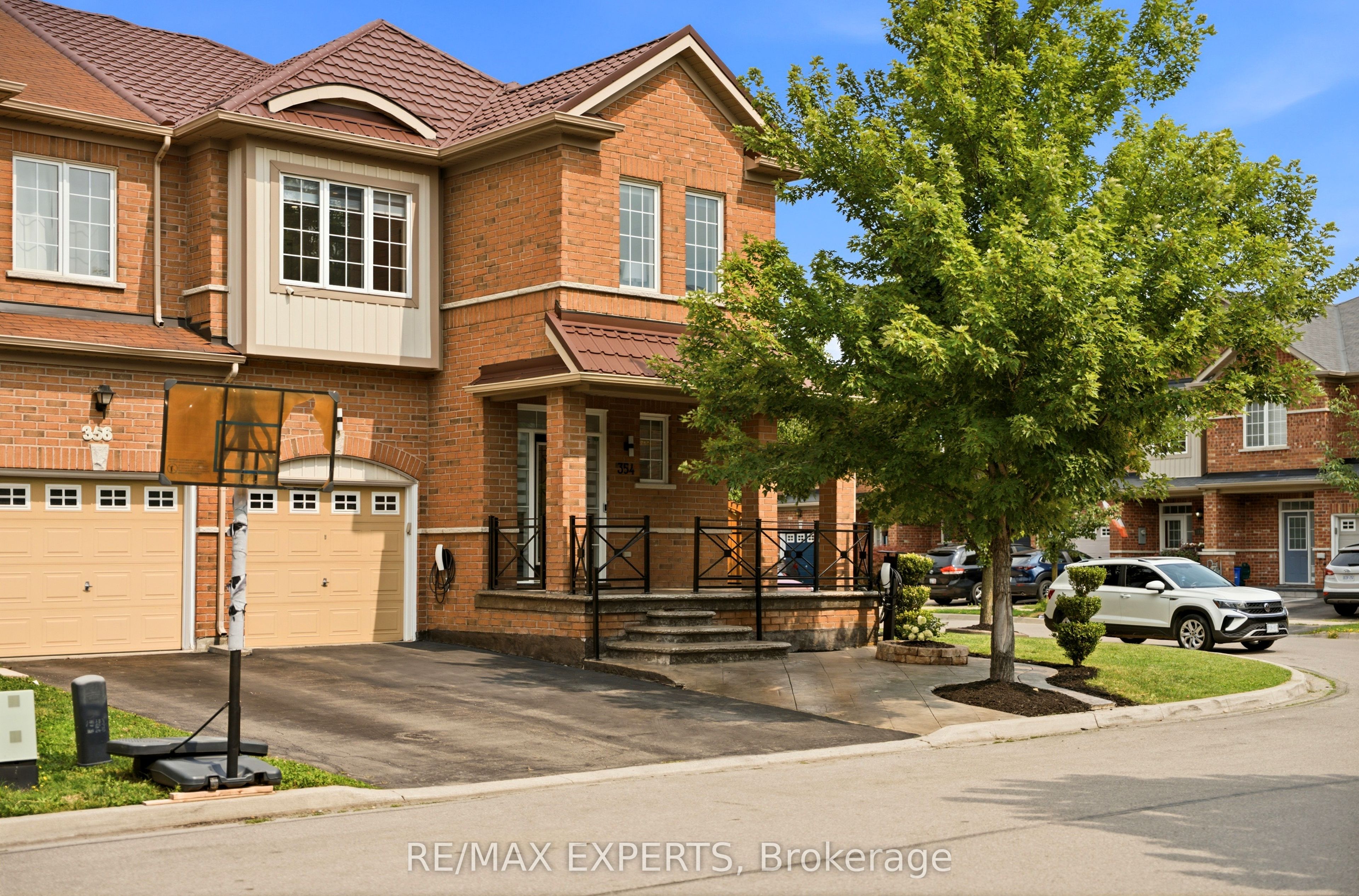 354 Hobbs Crescent, Milton, ON L9T 0J3 photo 2