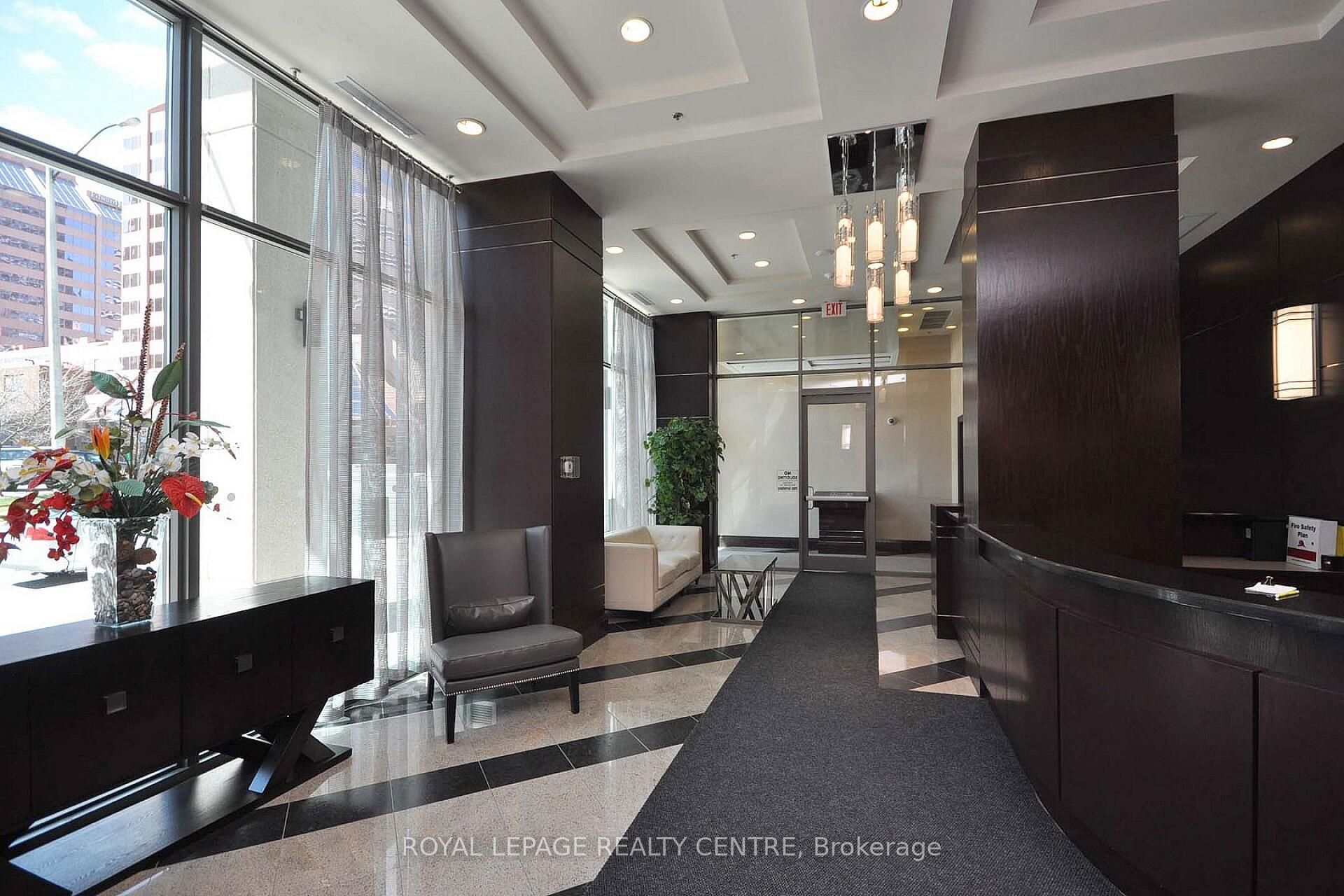 208 Enfield Place 1206, Mississauga, ON L5B 0G8 photo 2