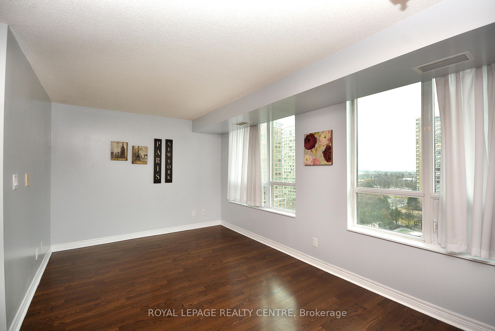 208 Enfield Place 1206, Mississauga, ON L5B 0G8 photo 4