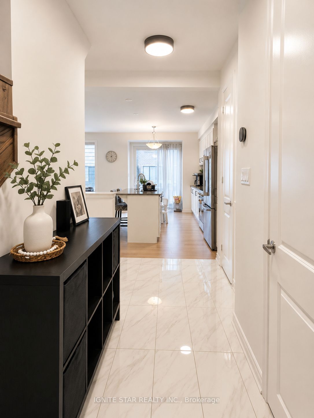 1246 Wheat Boom Drive, Oakville, ON L6H 7Y4 photo 4
