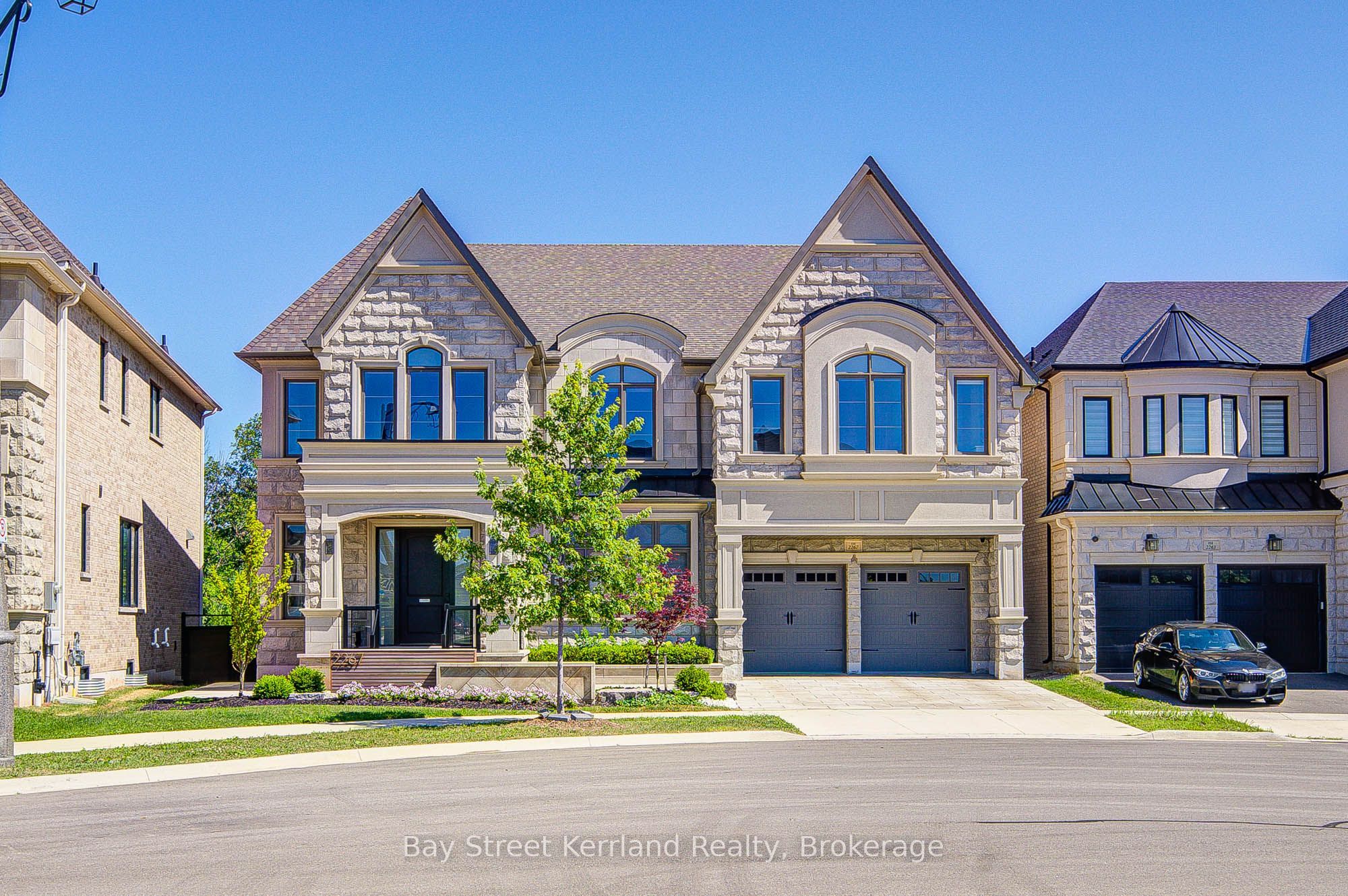 2267 Saw Whet Boulevard, Oakville, ON L6M 5M9 photo 2