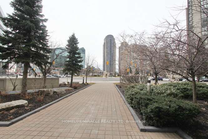 400 Webb Drive 806, Mississauga, ON L5B 3Z7 photo 4