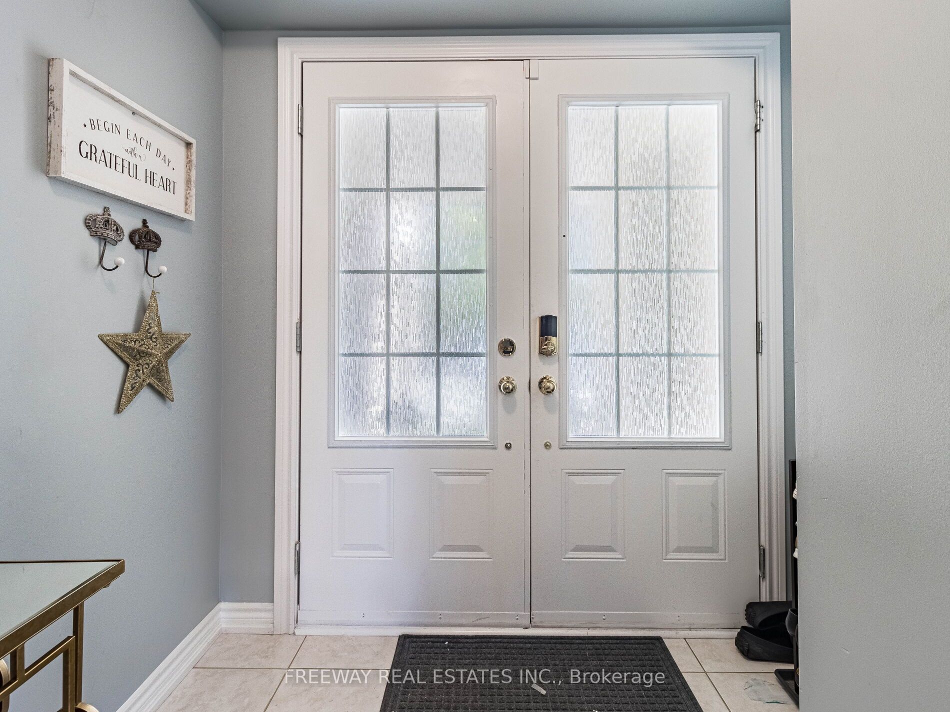46 Miami Grove, Brampton, ON L6Z 0H7 photo 3