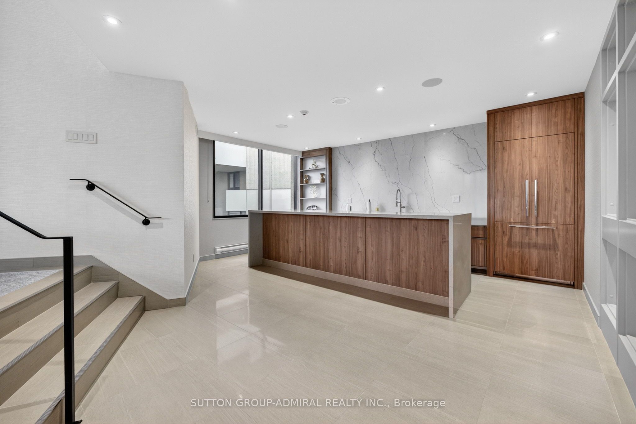 300 Mill Road D19, Toronto, ON M9C 4W7 photo 5