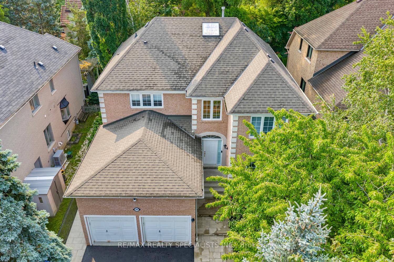 2947 Hammond Road, Mississauga, ON L5K 2M5 photo 2