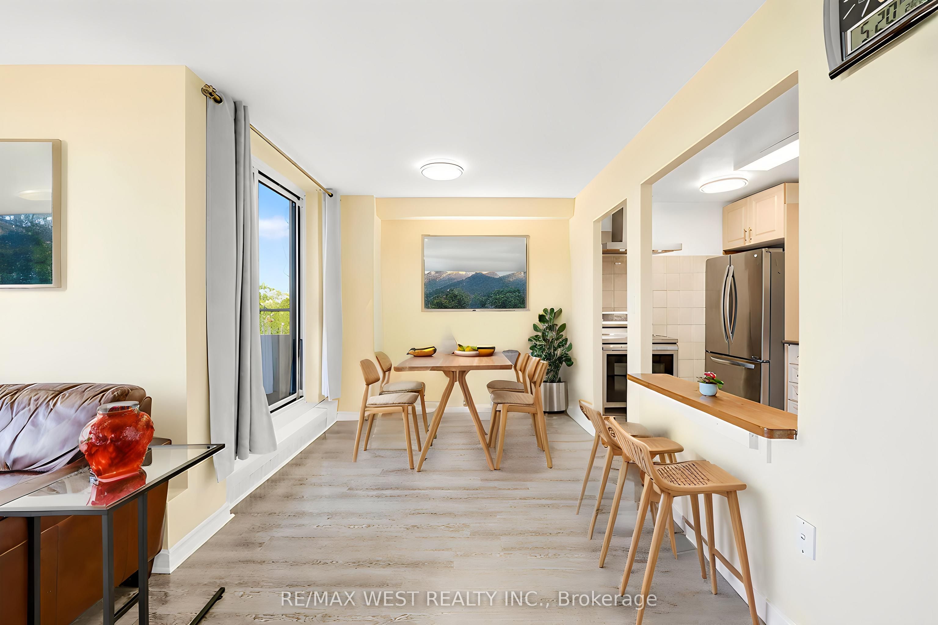 335 Driftwood Avenue 709, Toronto, ON M3N 2P3 photo 4