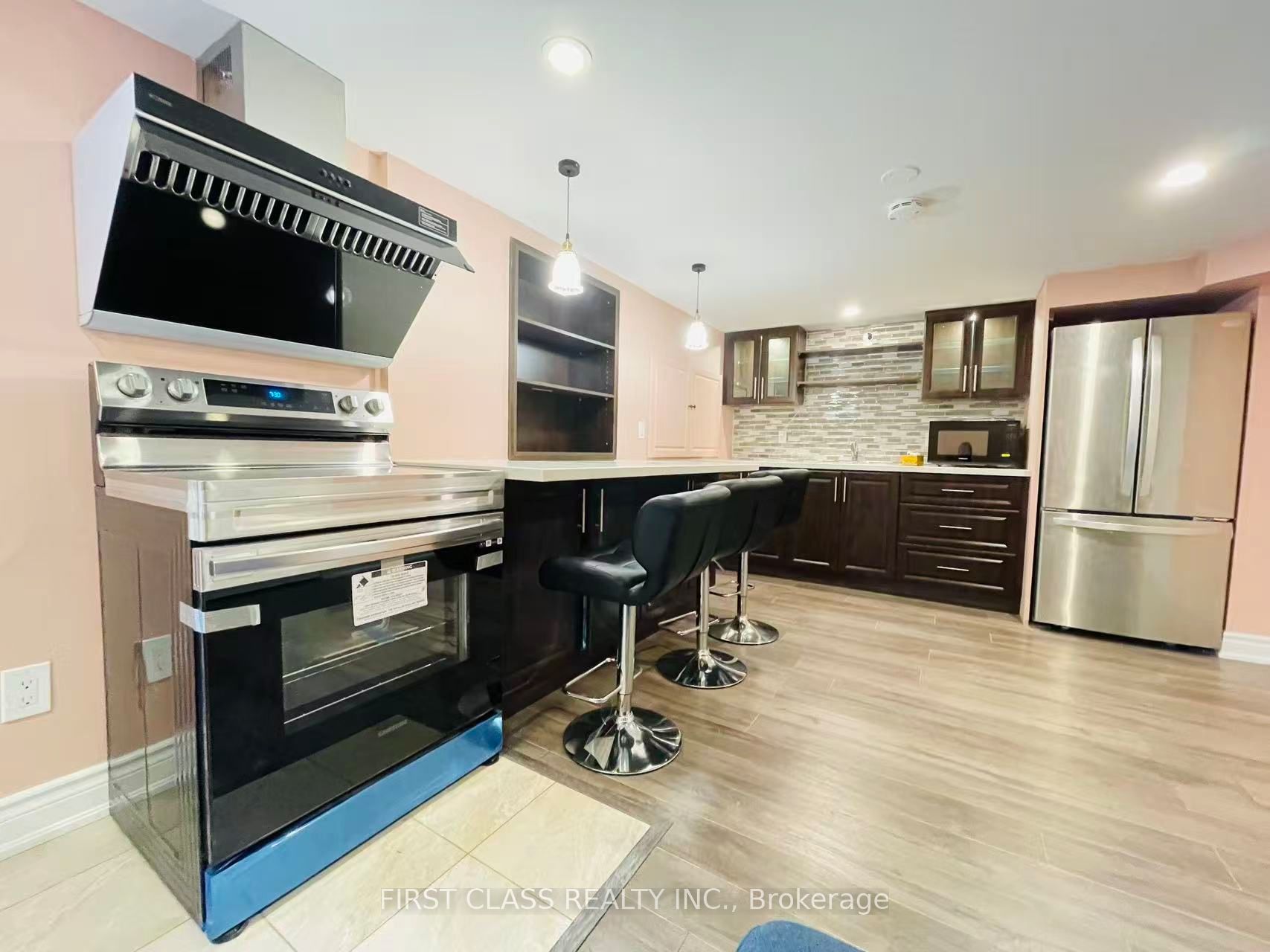 2100 Dunvegan Avenue Basement, Oakville, ON L6J 6N5 photo 4