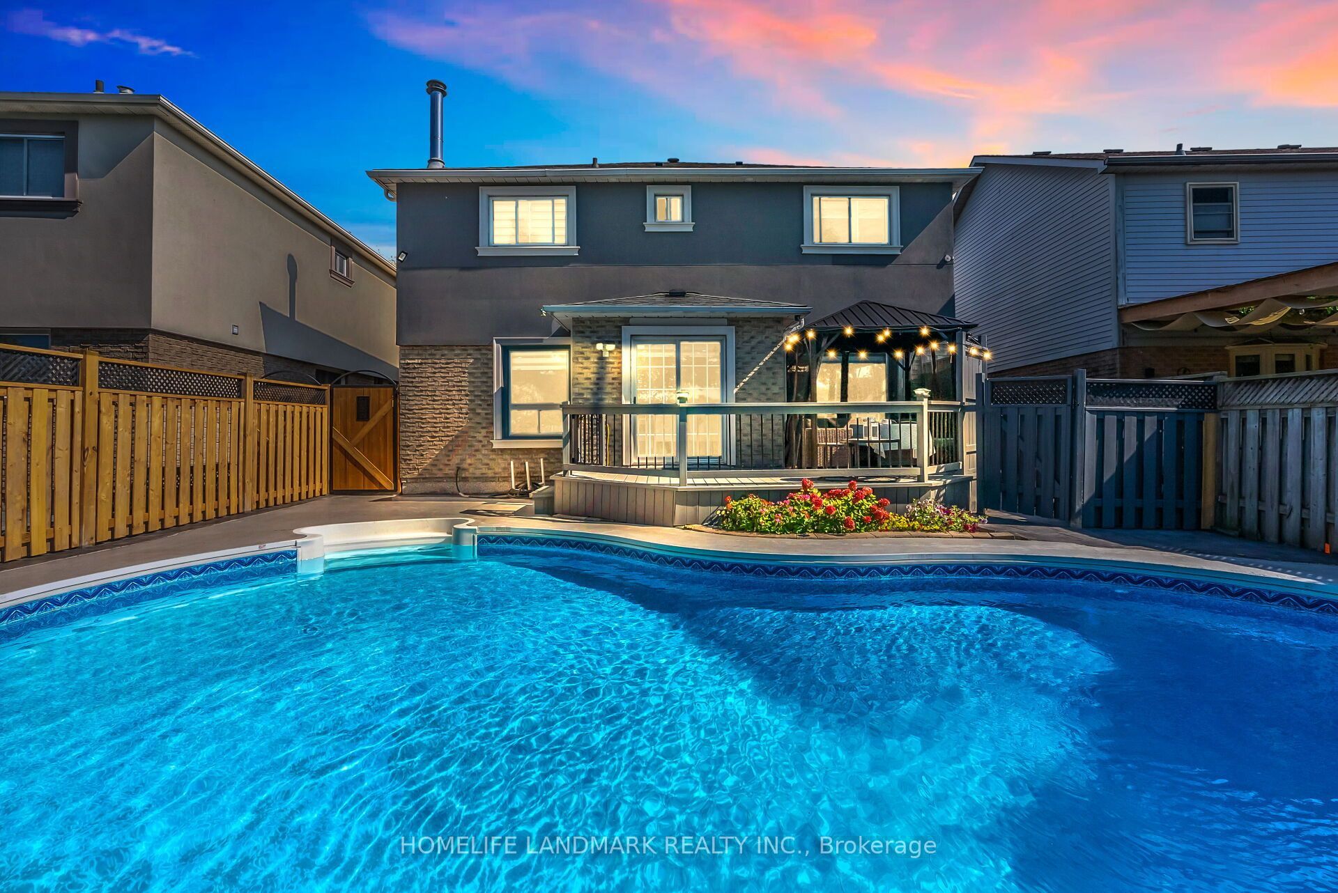 6200 Osprey Boulevard, Mississauga, ON L5N 5W4 photo 2