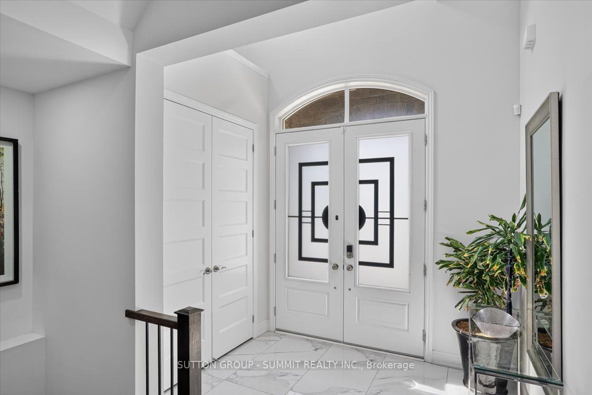 3469 Post Road, Oakville, ON L6H 0Y9 photo 3