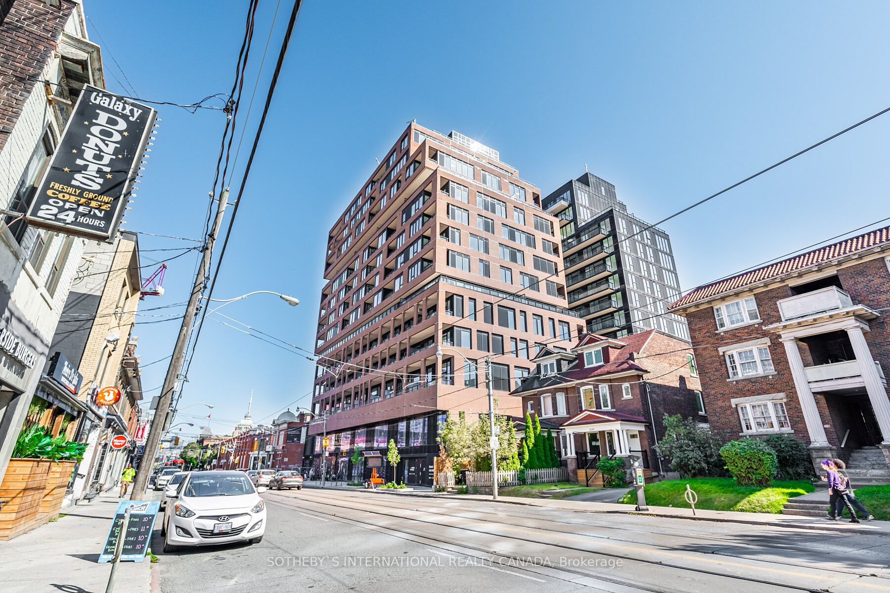 270 Dufferin Street 303, Toronto, ON M6K 1Z6