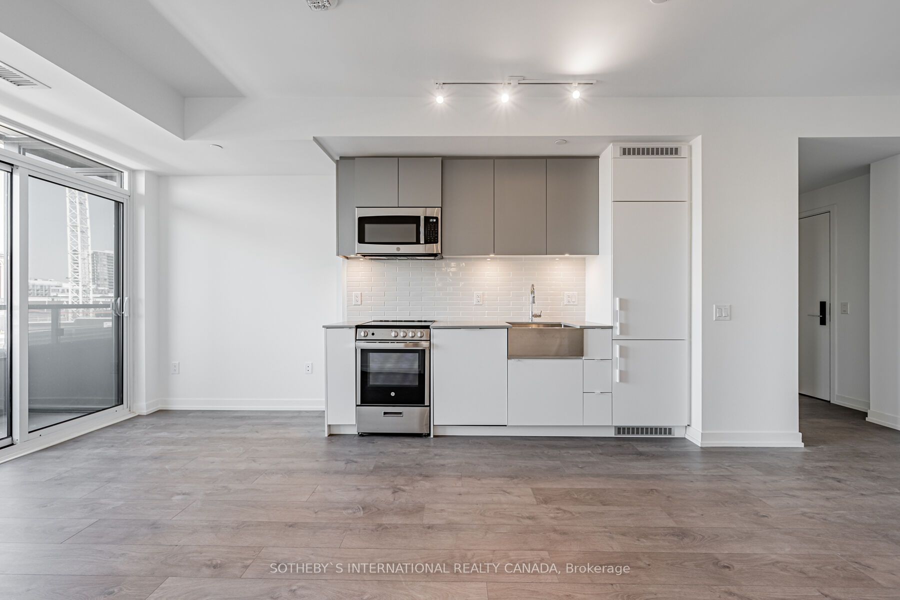 270 Dufferin Street 303, Toronto, ON M6K 1Z6 photo 5