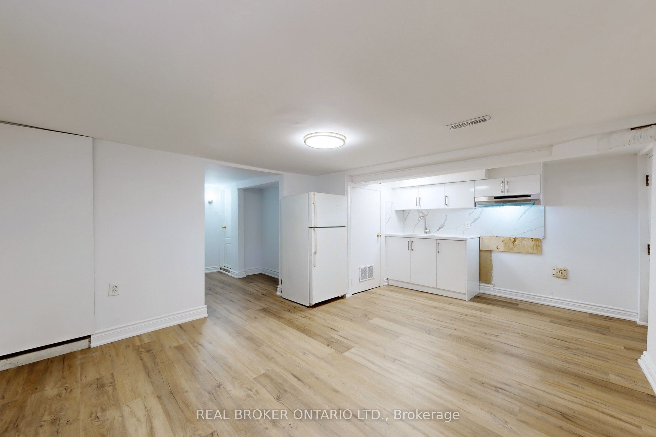 102 Bowie Avenue Bsmt, Toronto, ON M6E 2P7