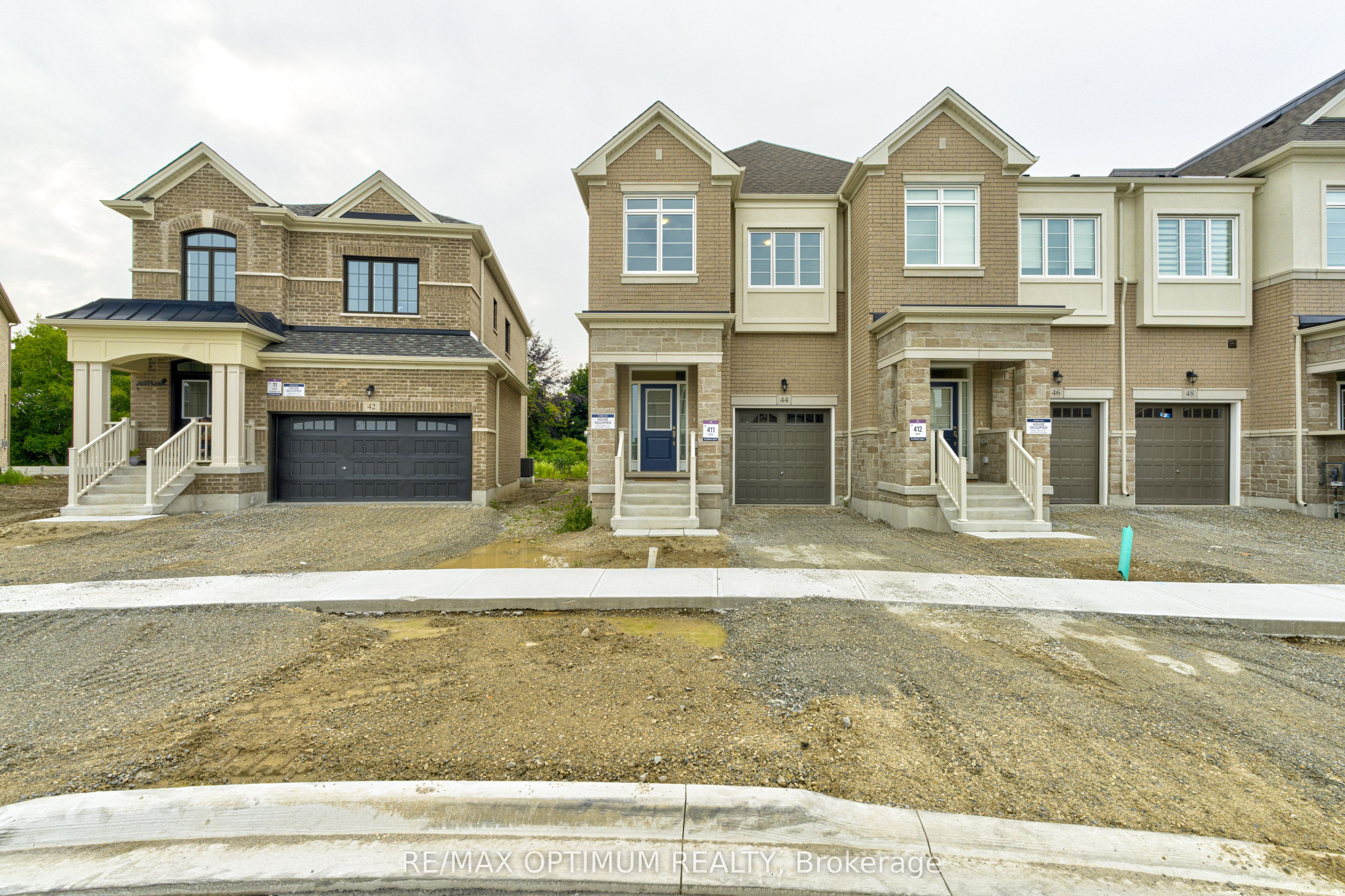 44 Bermondsey Way, Brampton, ON L6Y 6K9 photo 3