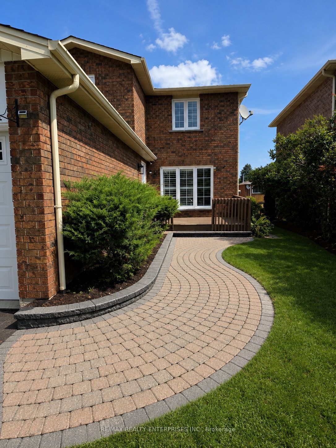 6681 Harlow Road Main & 2nd Floor, Mississauga, ON L5N 4T4 photo 2