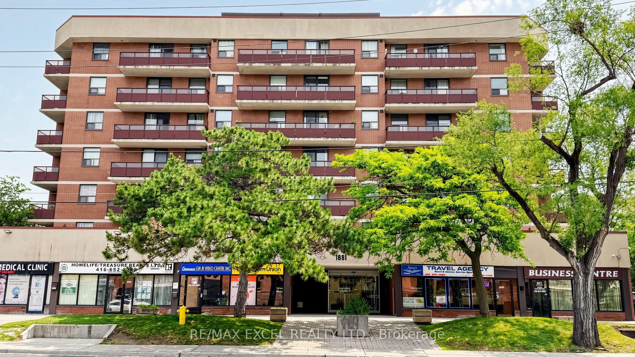 1881 Jane Street 401, Toronto, ON M9N 3S7 photo 3