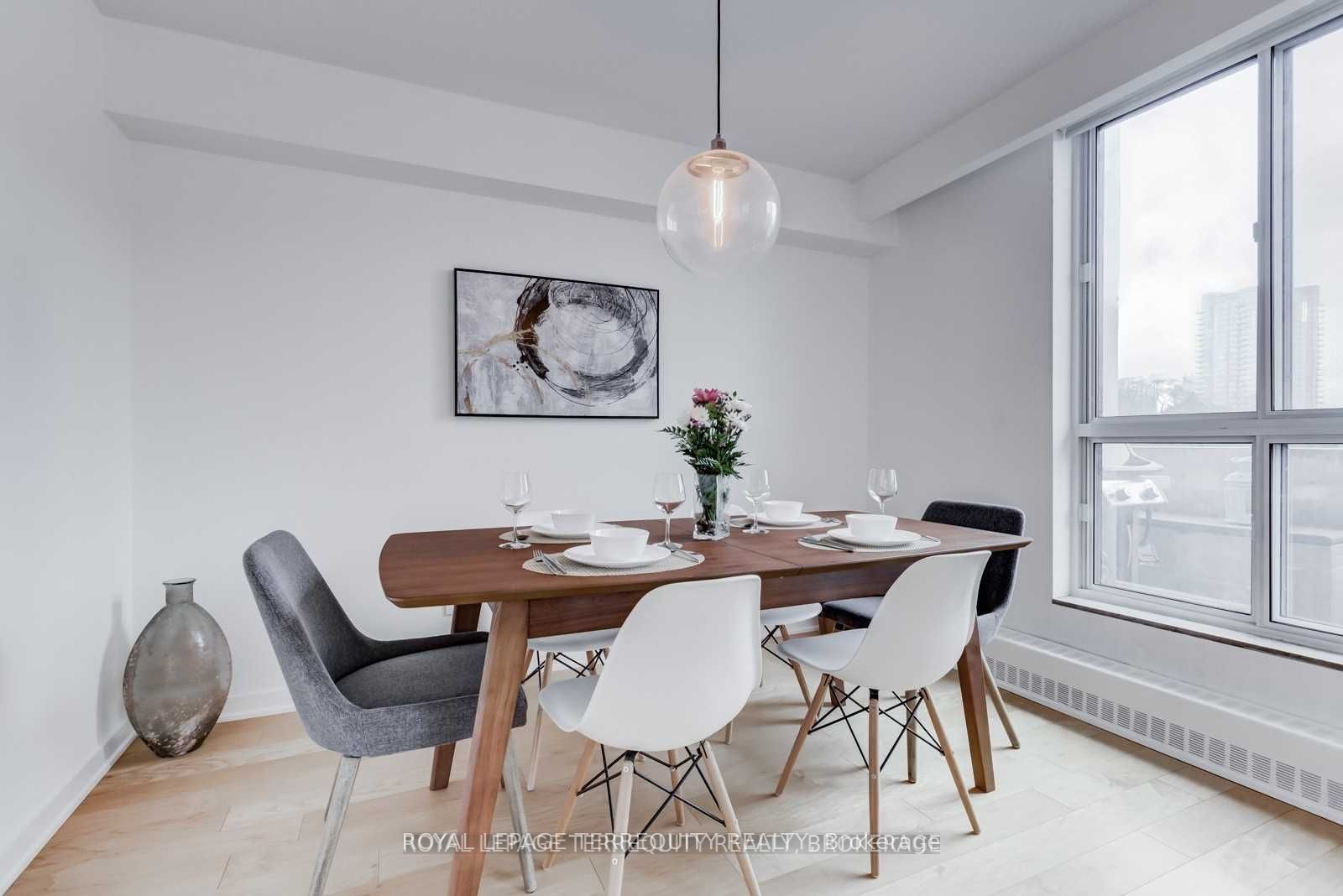 60 Southport Street 214, Toronto, ON M6S 3N4 photo 5