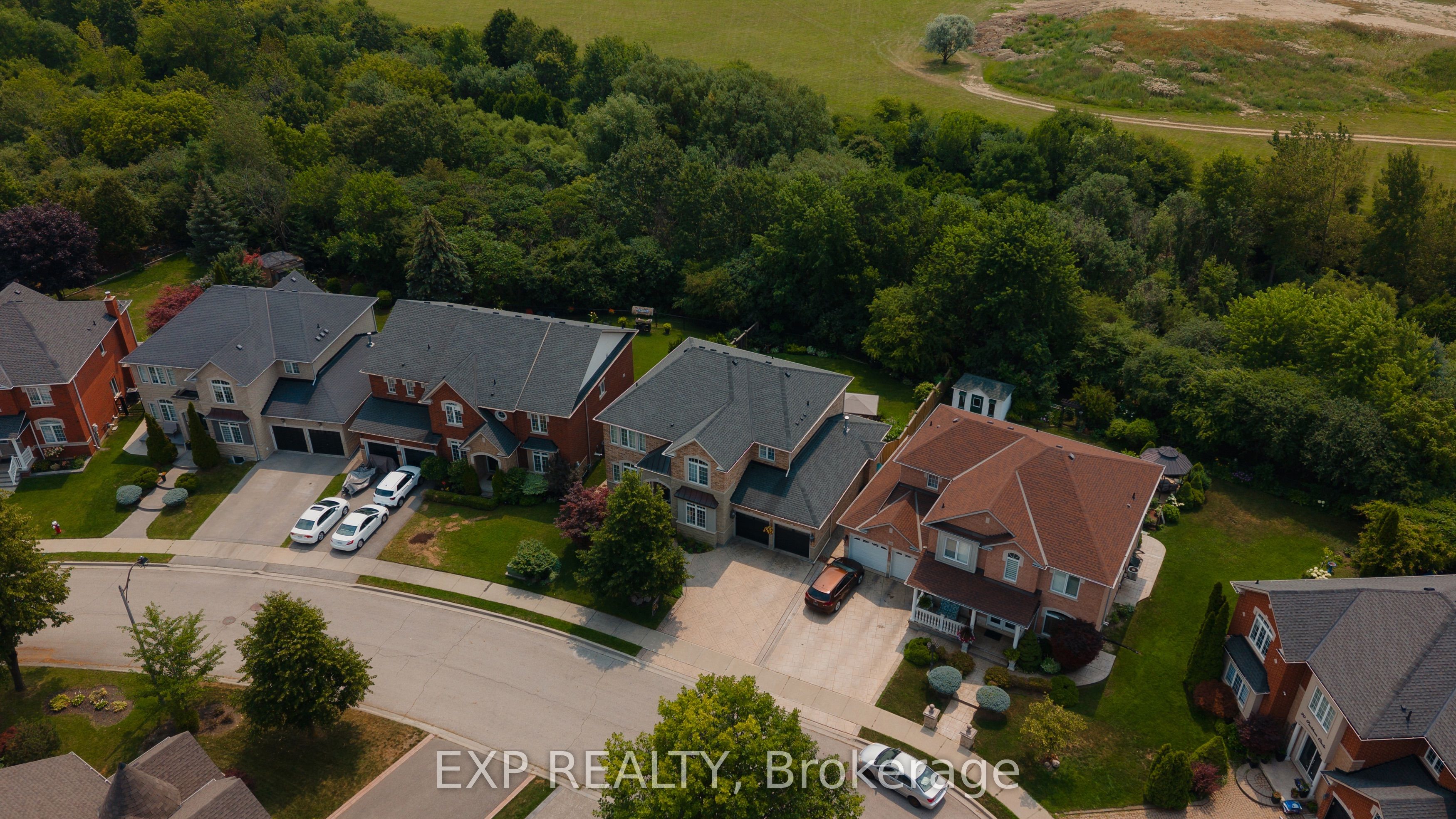 26 Packham Circle, Brampton, ON L7A 2N6 photo 2
