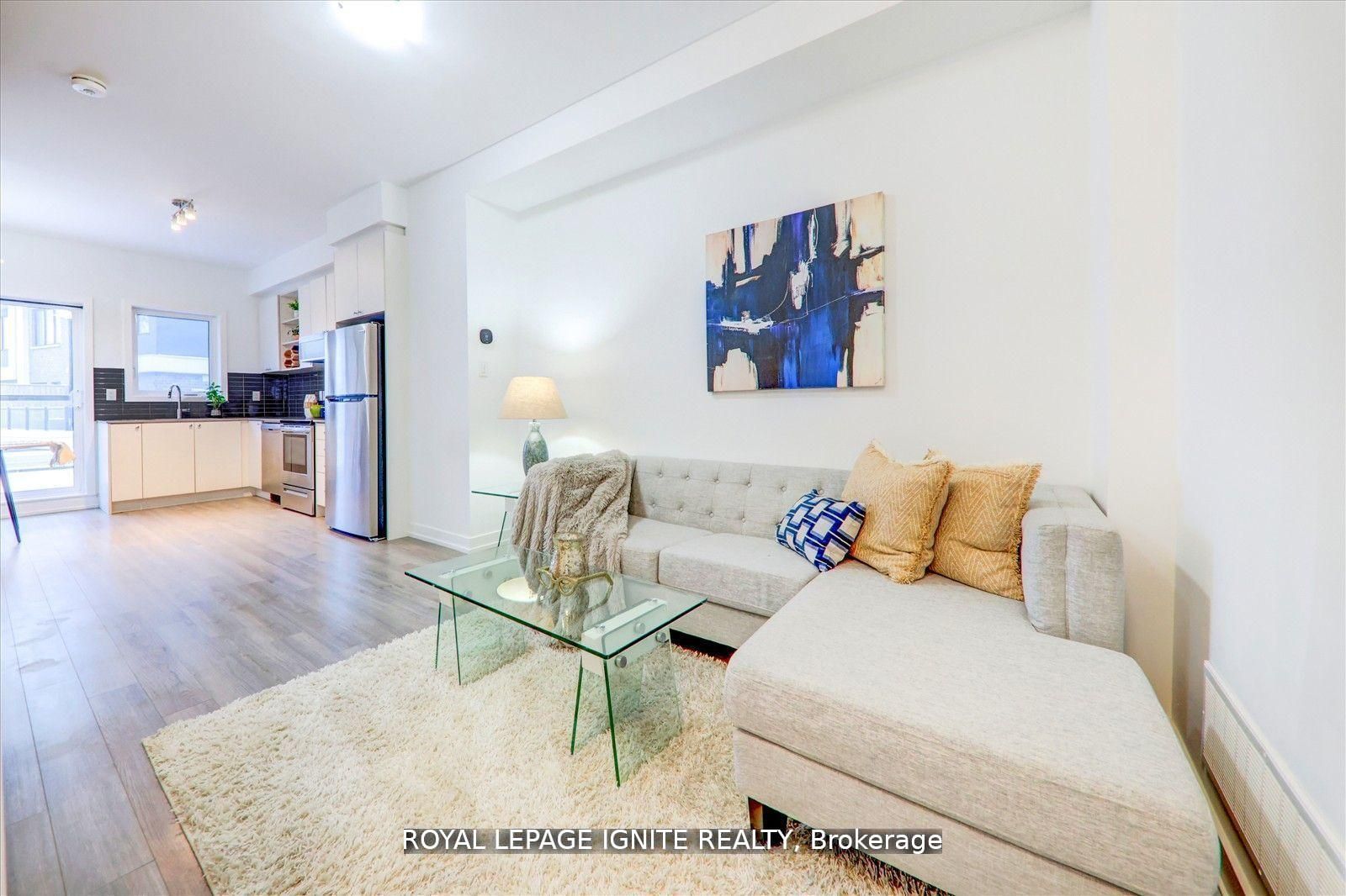 167 Downsview Park Boulevard, Toronto, ON M3K 0C8 photo 5