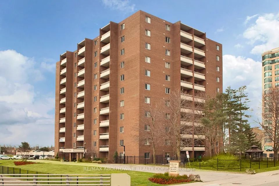 82 Millside Drive 1003, Milton, ON L9T 4A1