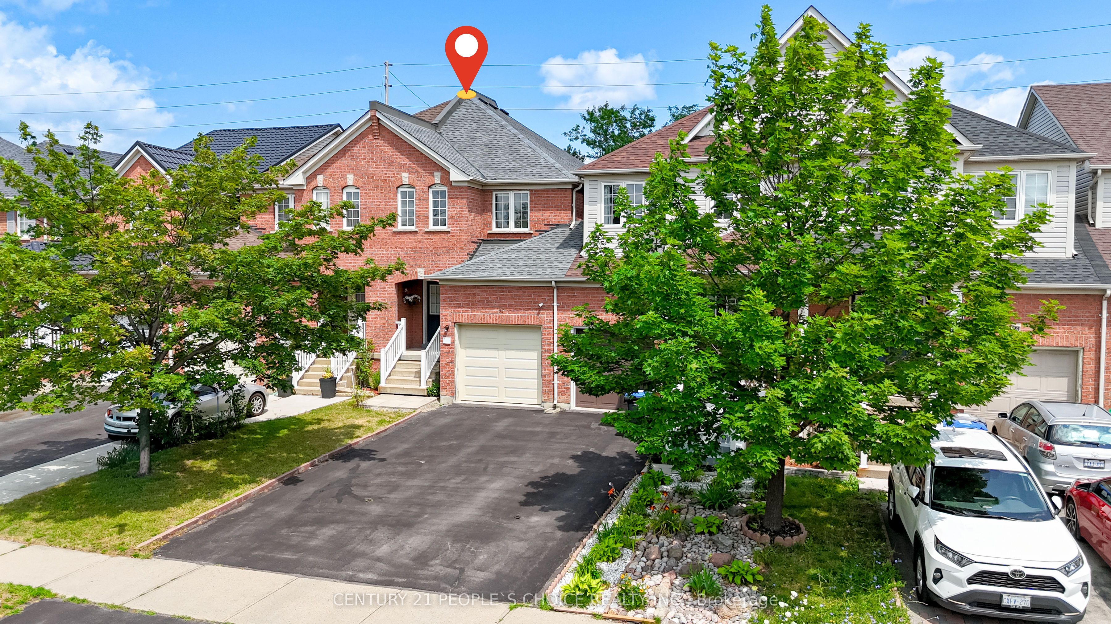 97 Zia Dodda Crescent, Brampton, ON L6P 1J4 photo 2
